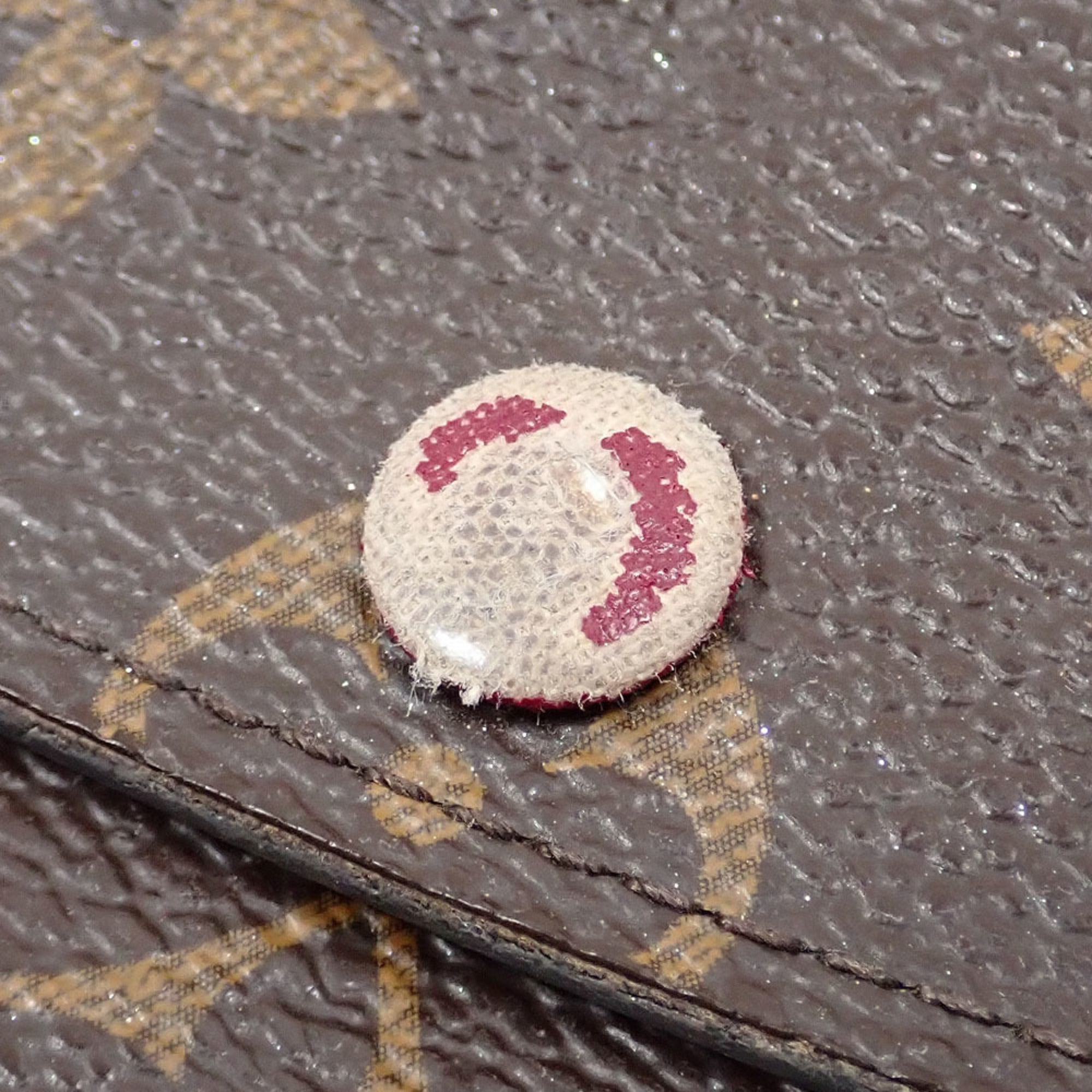 Louis Vuitton Fuchsia Monogram Long Wallet (Bi-Fold) (Pre-Owned)