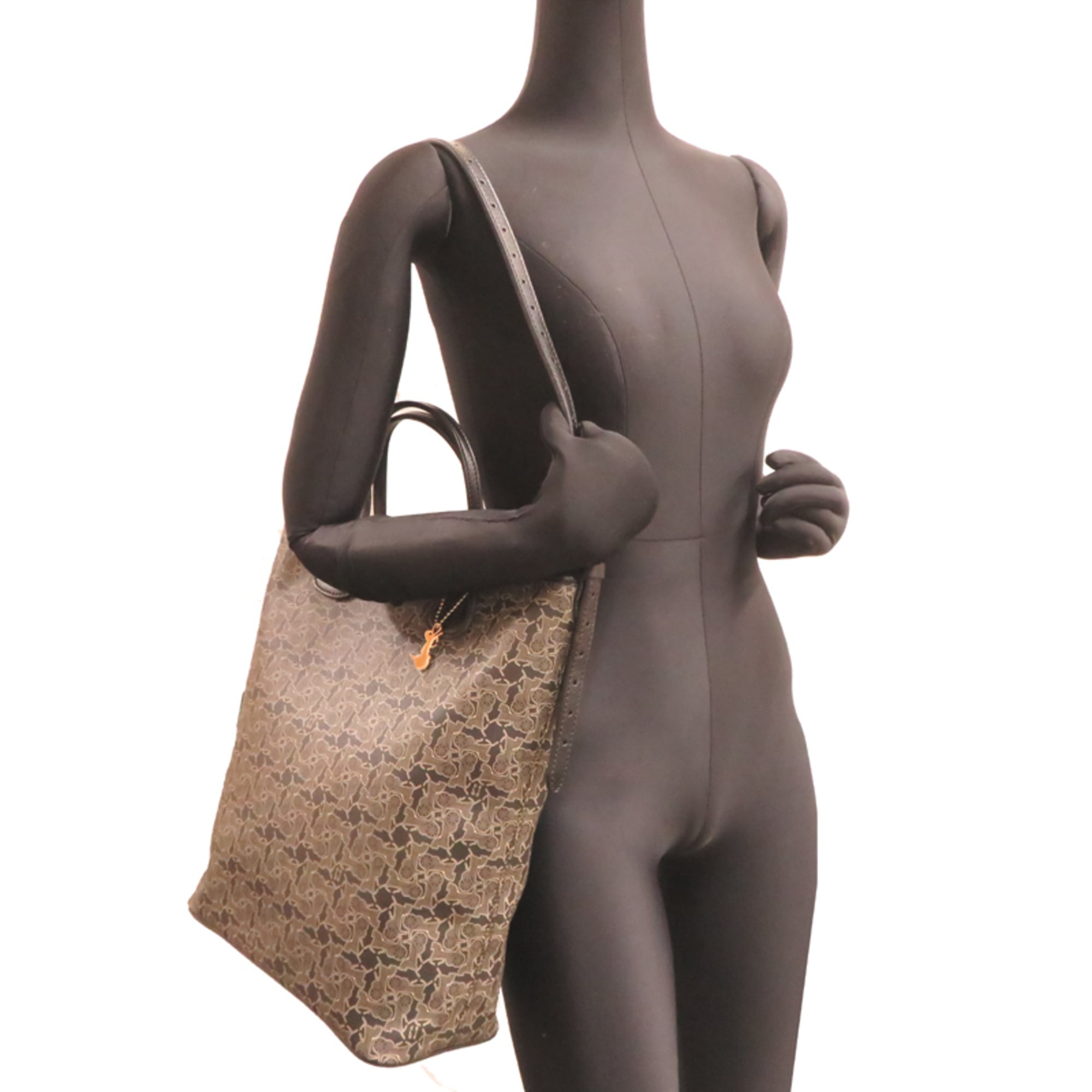 Celine Black Pvc Leather Tote Bag (Pre-Owned)