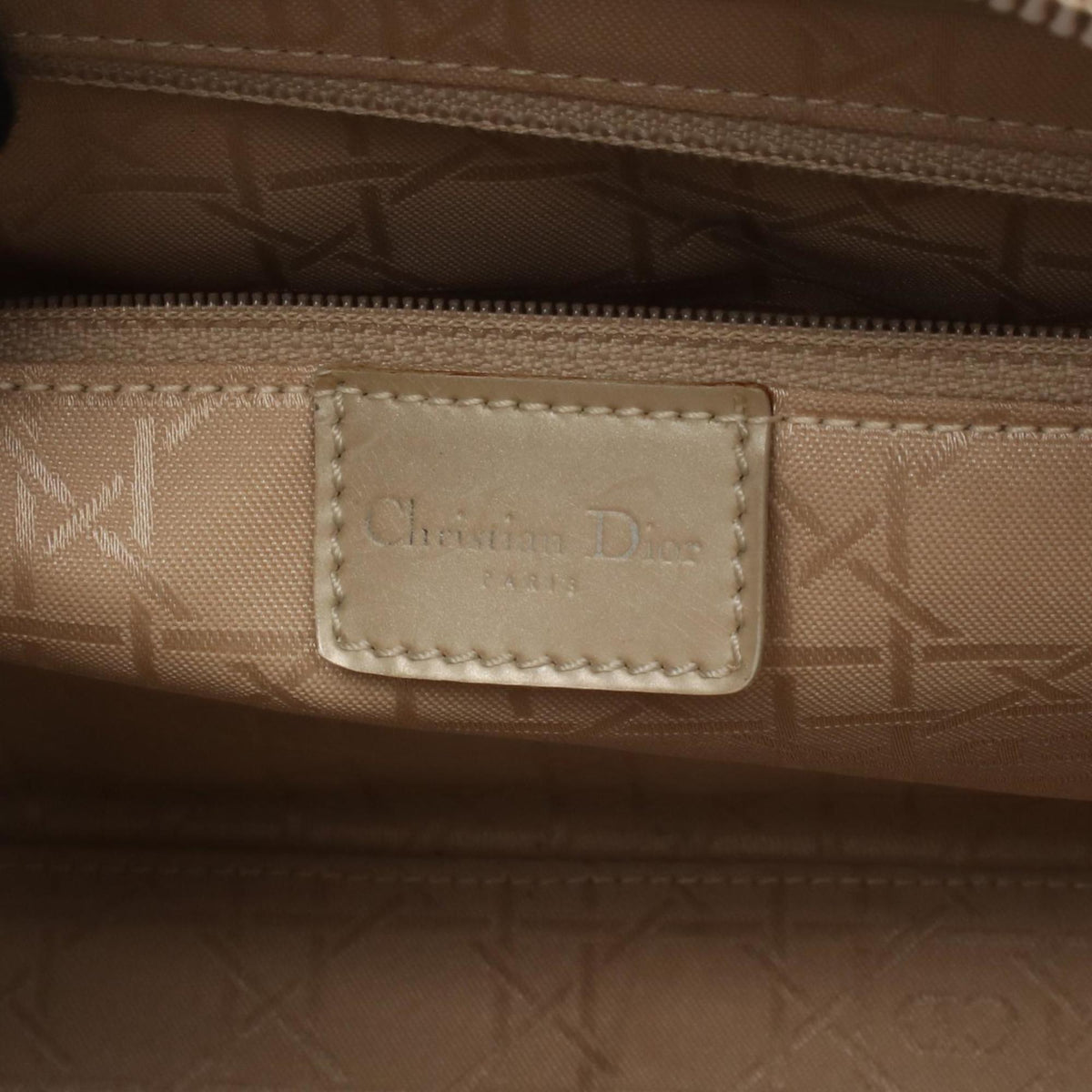 Christian Dior Beige Patent Leather Handbag (Pre-Owned)