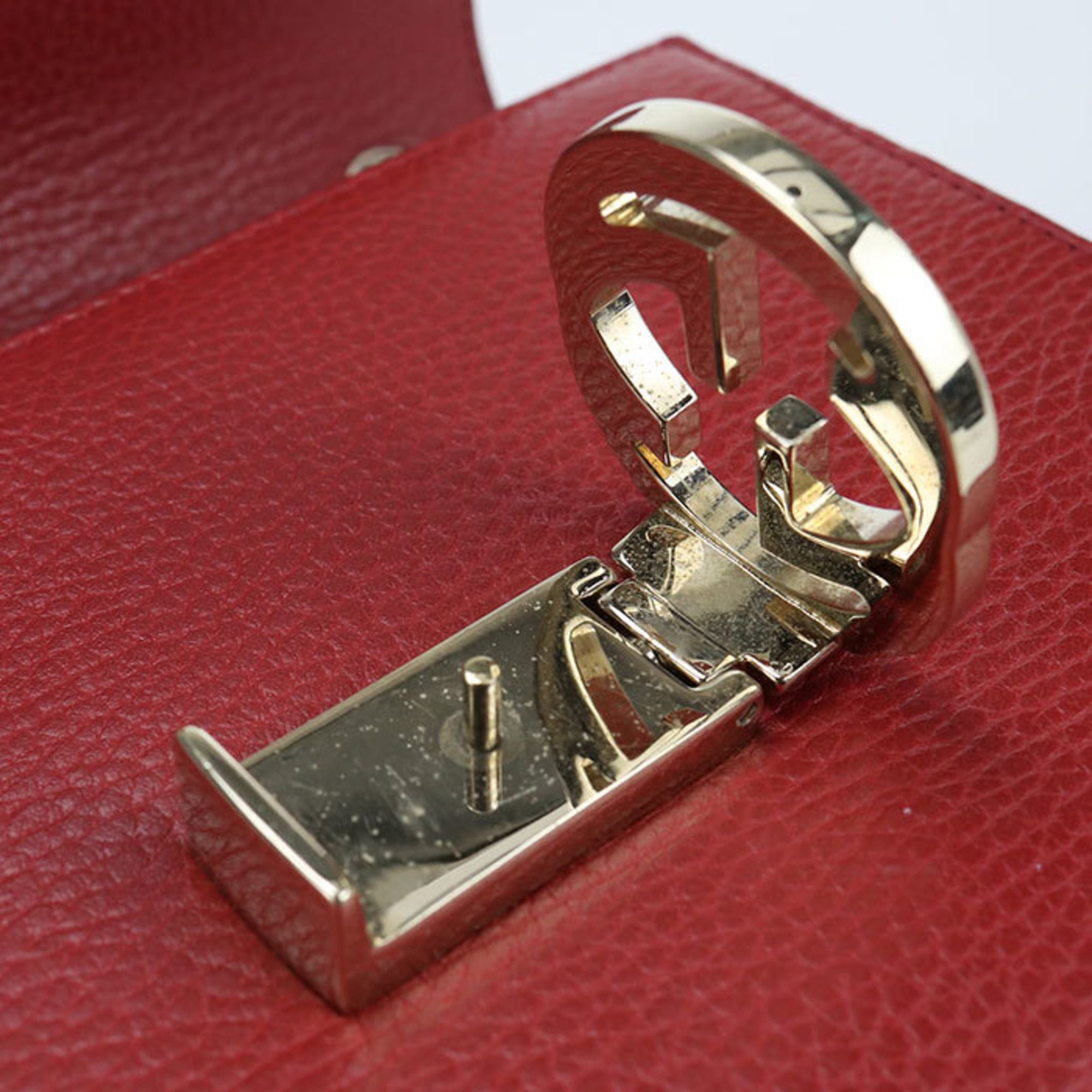 Gucci Red Color Leather Shoulder Bag (Pre-Owned)