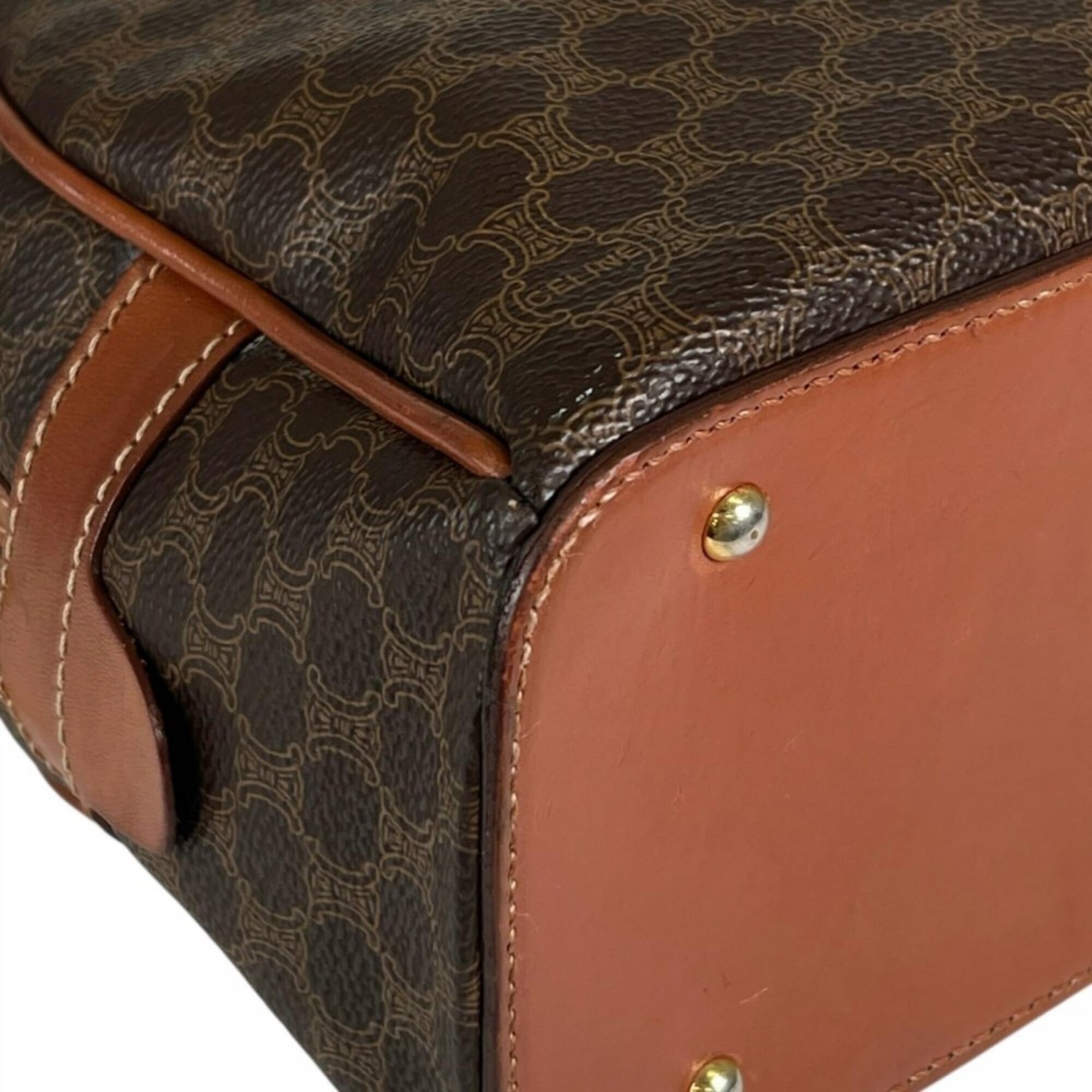 Celine Brown Leather Shoulder Bag (Pre-Owned)