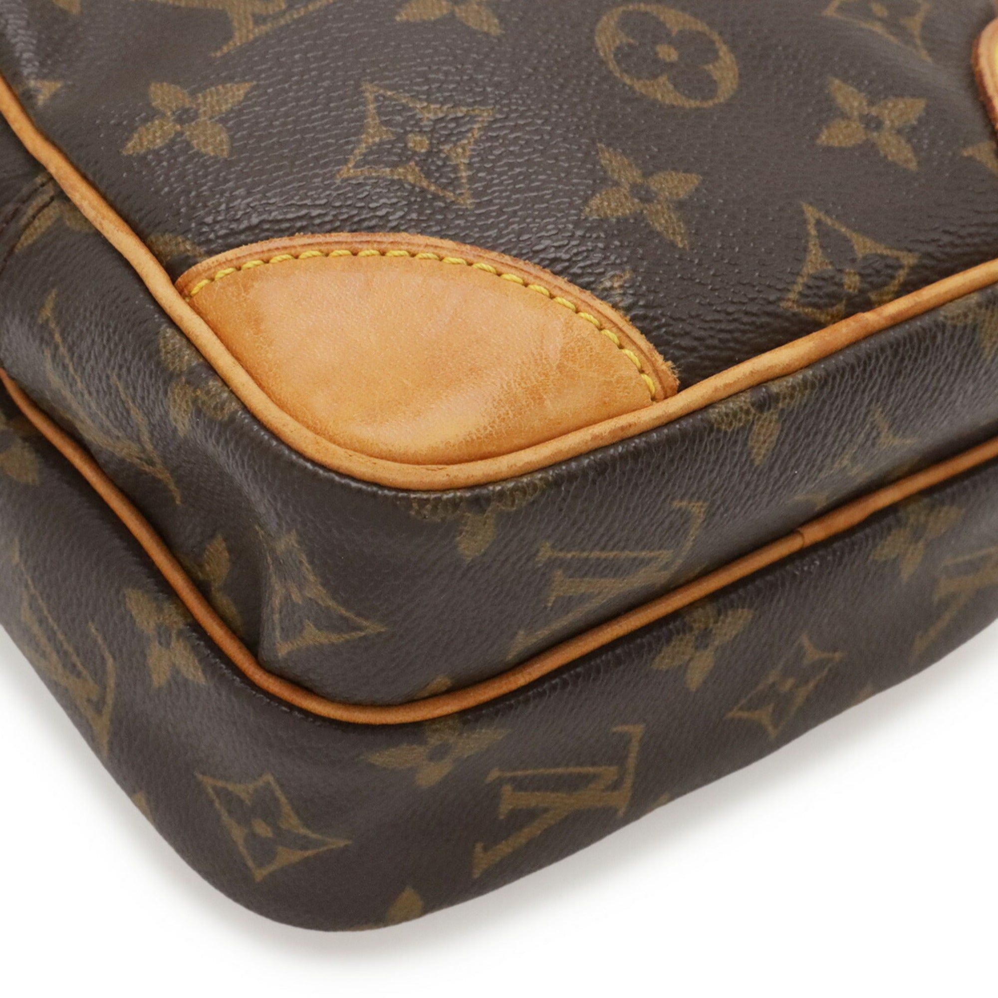 Louis Vuitton Brown Monogram Canvas Pochette Shoulder Bag (Pre-Owned)