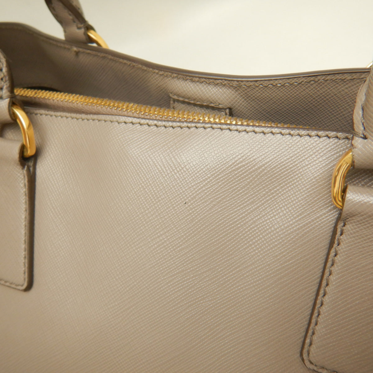 Prada Gold Saffiano Tote Bag (Pre-Owned)