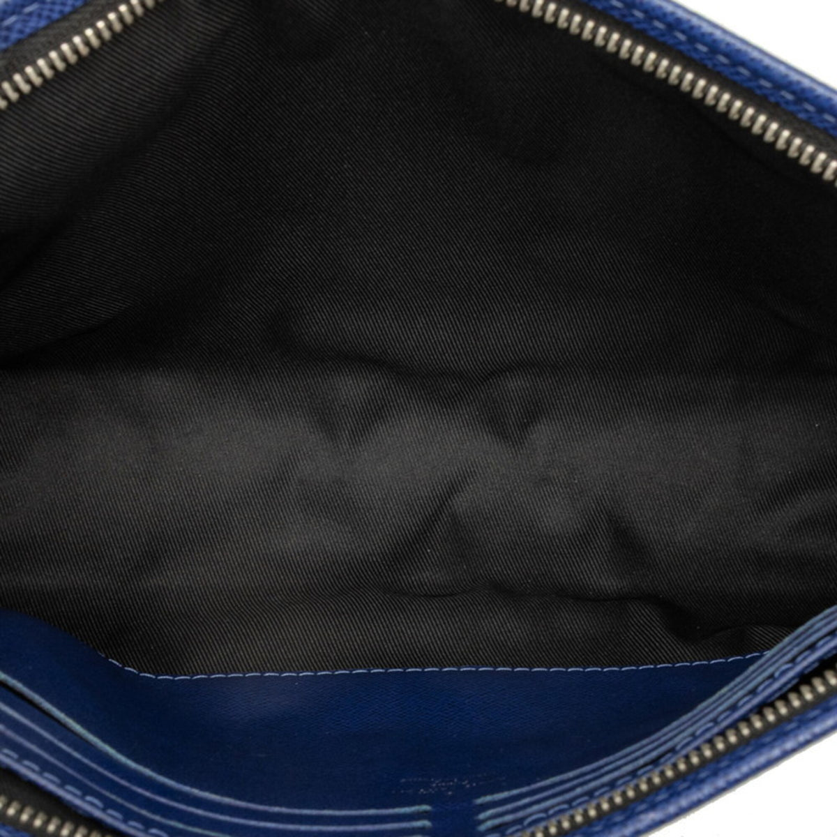 Louis Vuitton Cobalt Taigarama Clutch Bag Pochette (Pre-Owned)