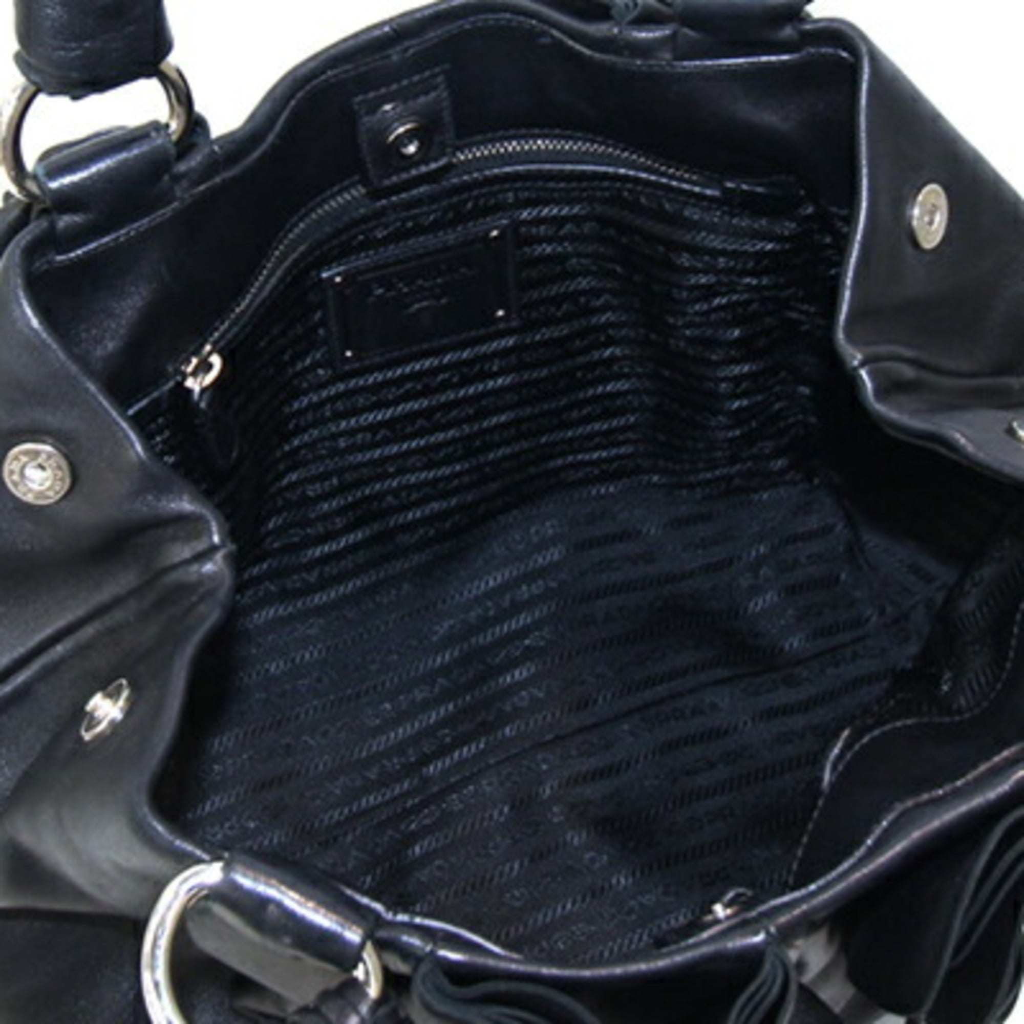 Prada Black Nero Leather Handbag (Pre-Owned)