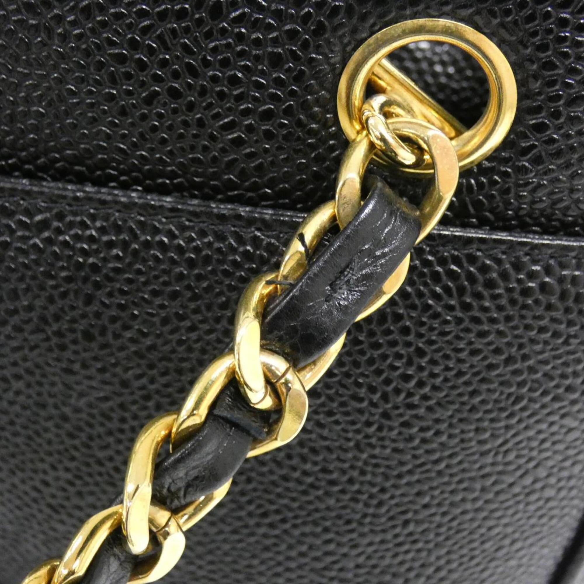Chanel Black Grained Calfskin Shoulder Bag (Pre-Owned)