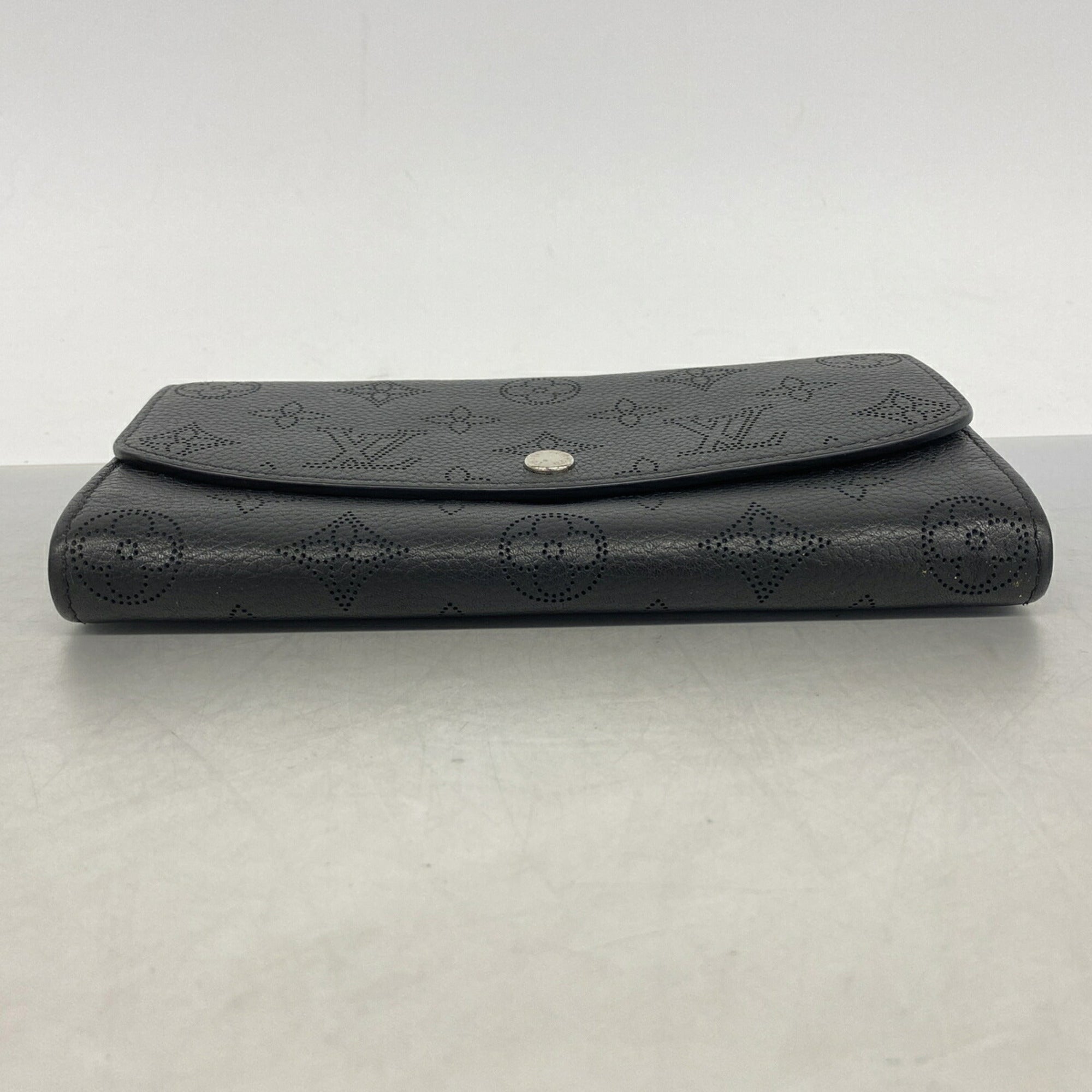 Louis Vuitton Noir Long Wallet (Bi-Fold) (Pre-Owned)