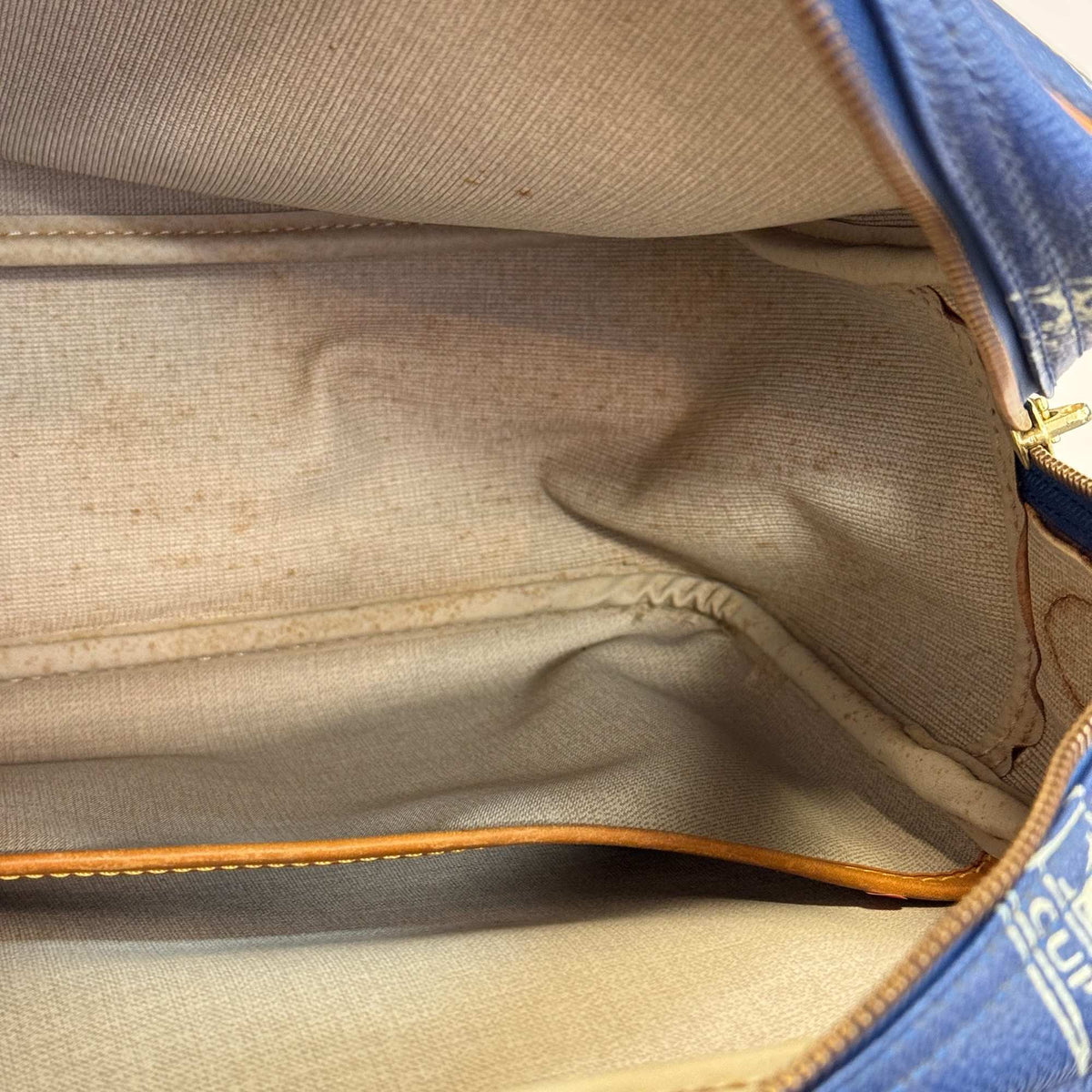 Louis Vuitton Blue Pvc Leather Messenger Bag Shoulder Bag (Pre-Owned)