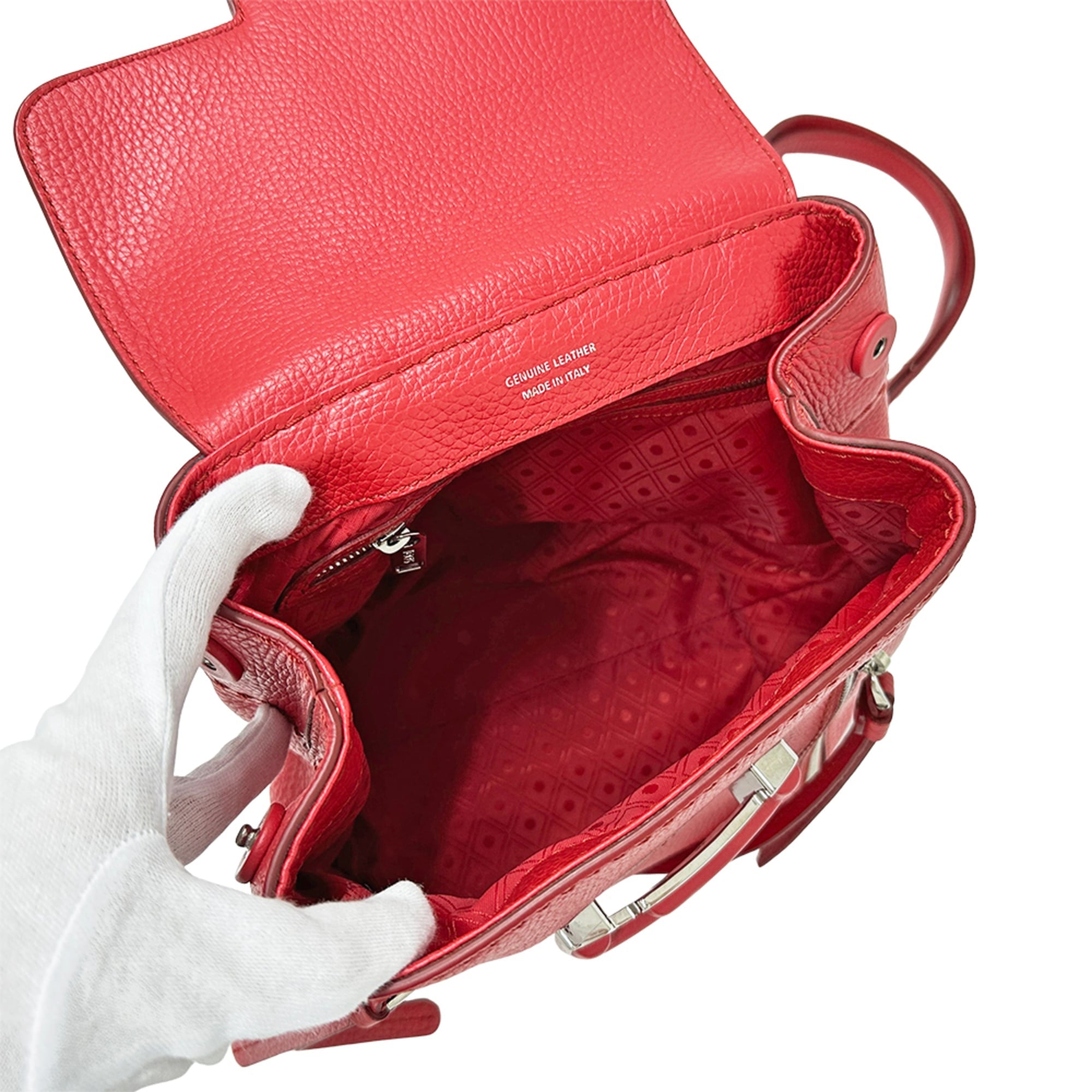 Tod's Red Color Leather Handbag Shoulder Bag (Pre-Owned)