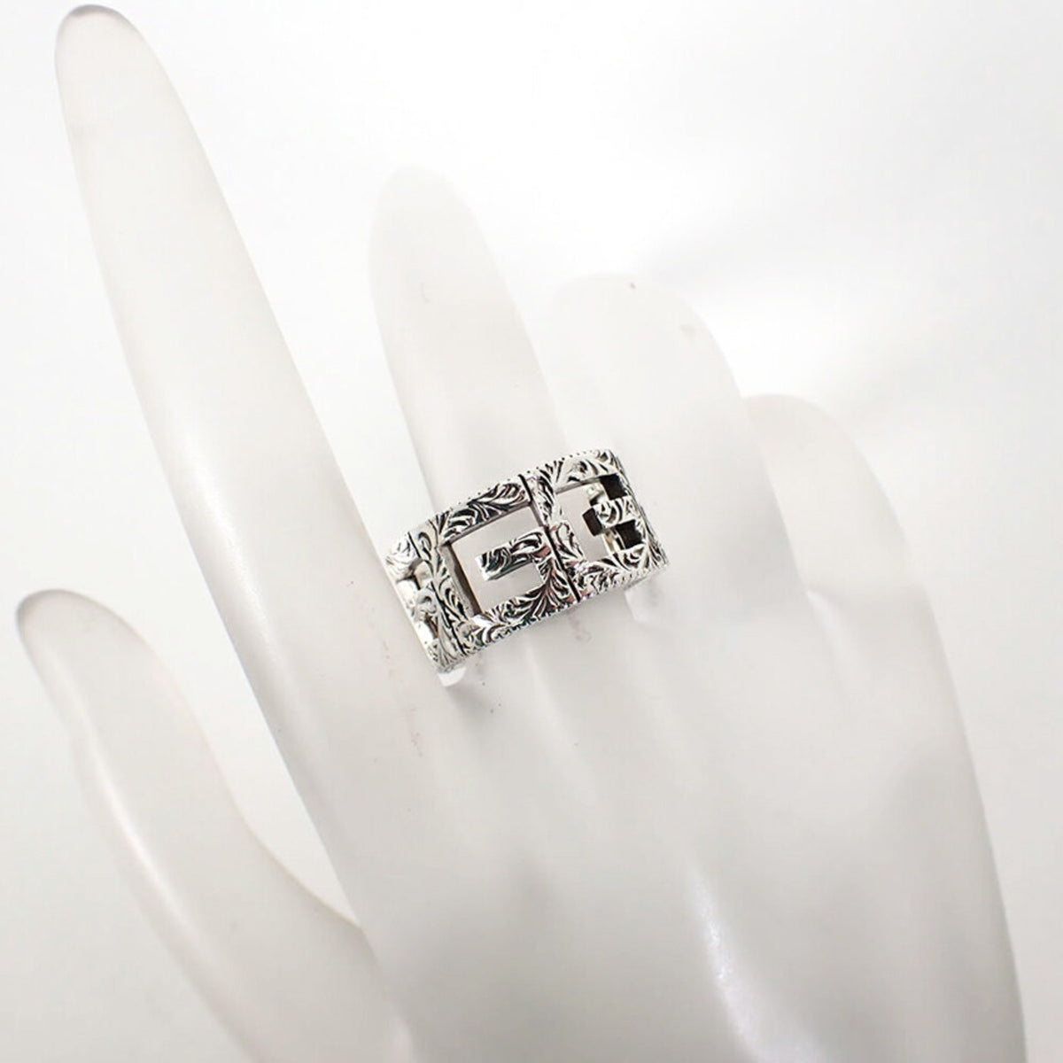 Gucci Sterling Silver 925 Band Ring (Pre-Owned)