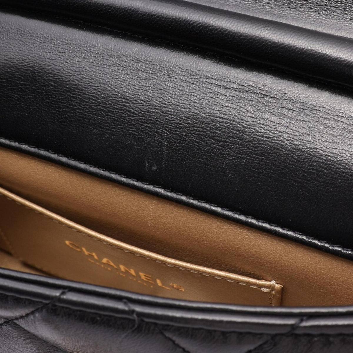 Chanel Black Leather Handbag Shoulder Bag (Pre-Owned)