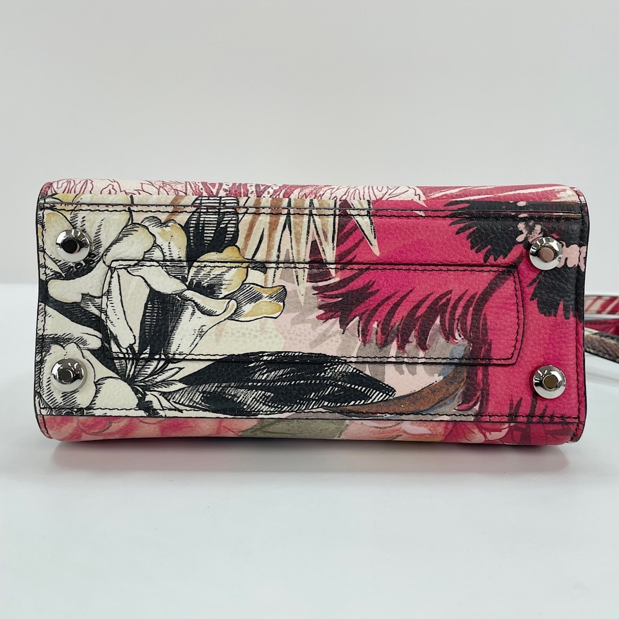 Salvatore Ferragamo Pink Handbag (Pre-Owned)