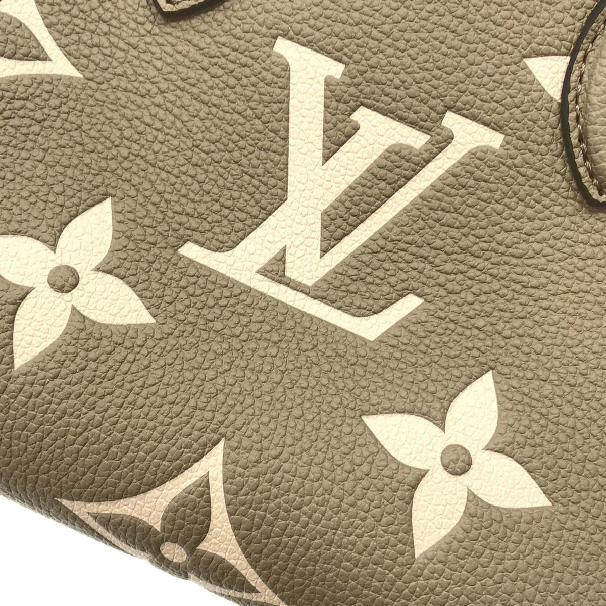 Louis Vuitton Beige Tourterelle Leather Handbag (Pre-Owned)