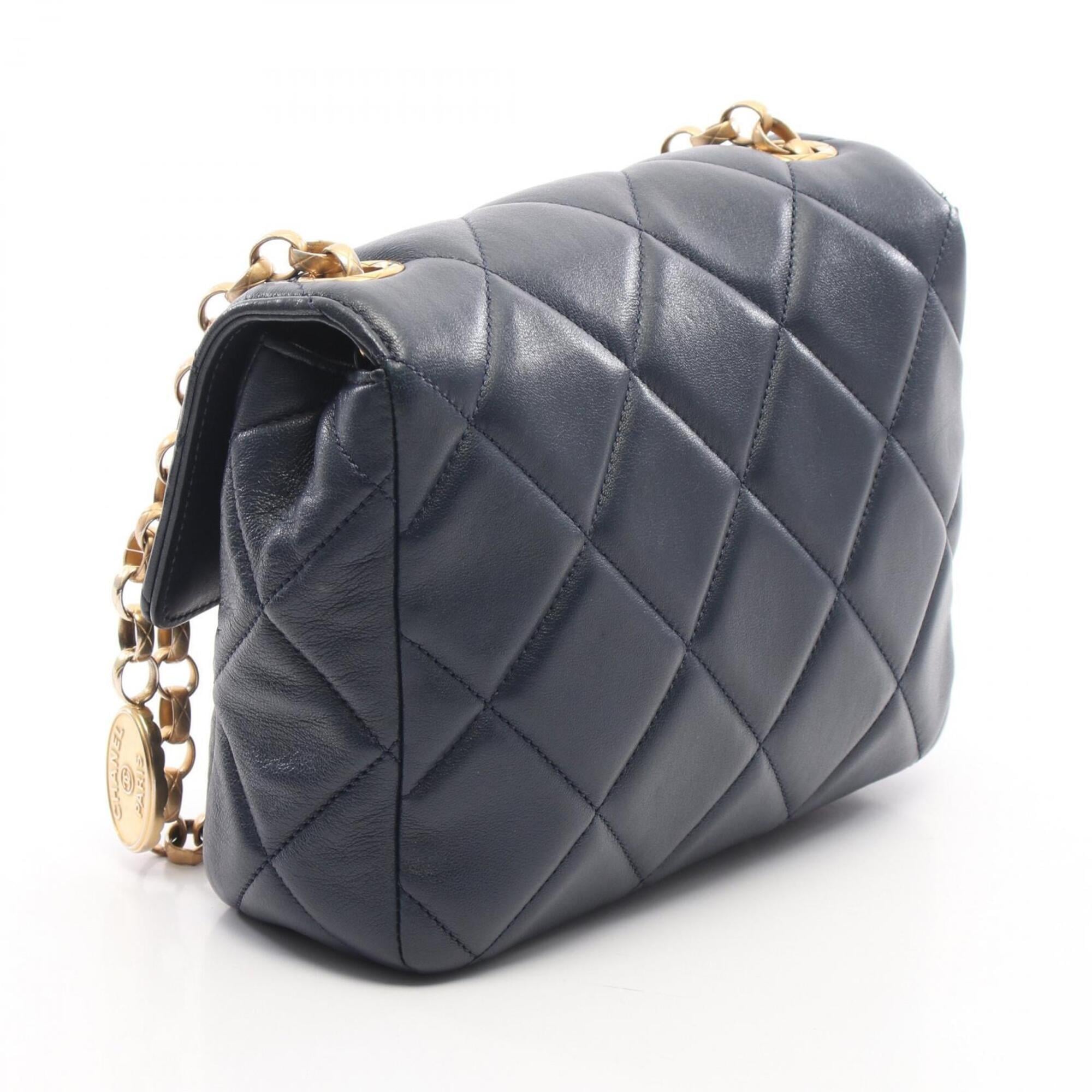 Chanel Navy Leather Handbag Shoulder Bag (Pre-Owned)