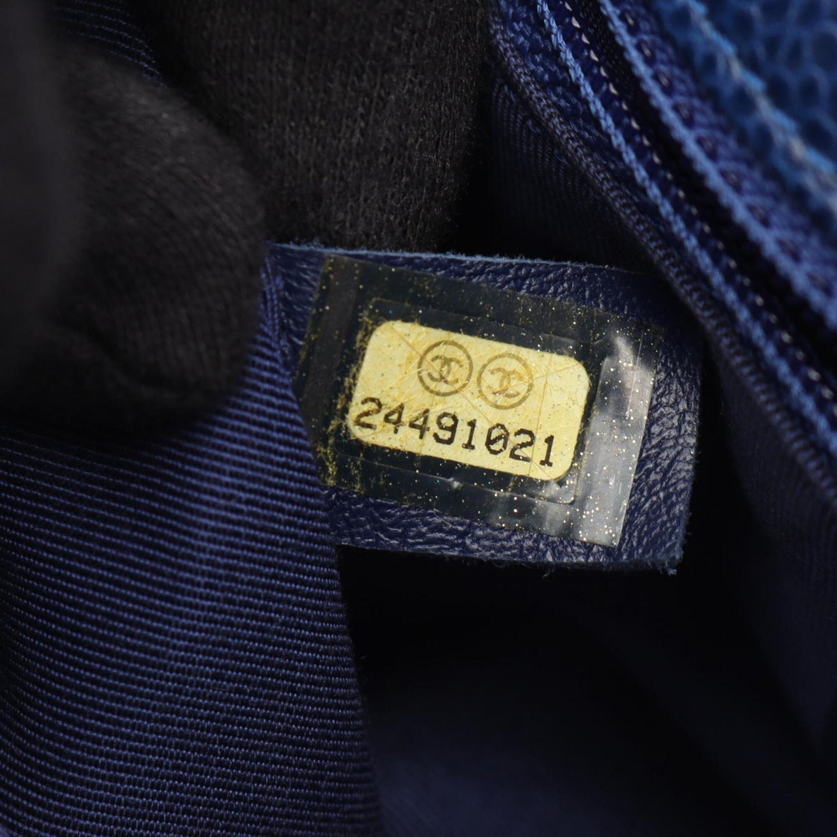 Chanel Blue Leather Handbag Shoulder Bag (Pre-Owned)