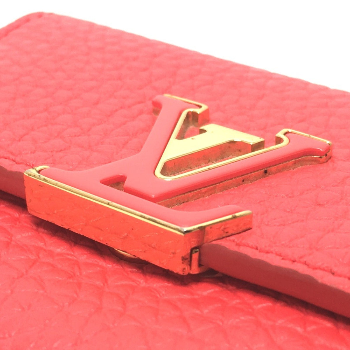 Louis Vuitton Red Color Leather Wallet (Tri-Fold) (Pre-Owned)