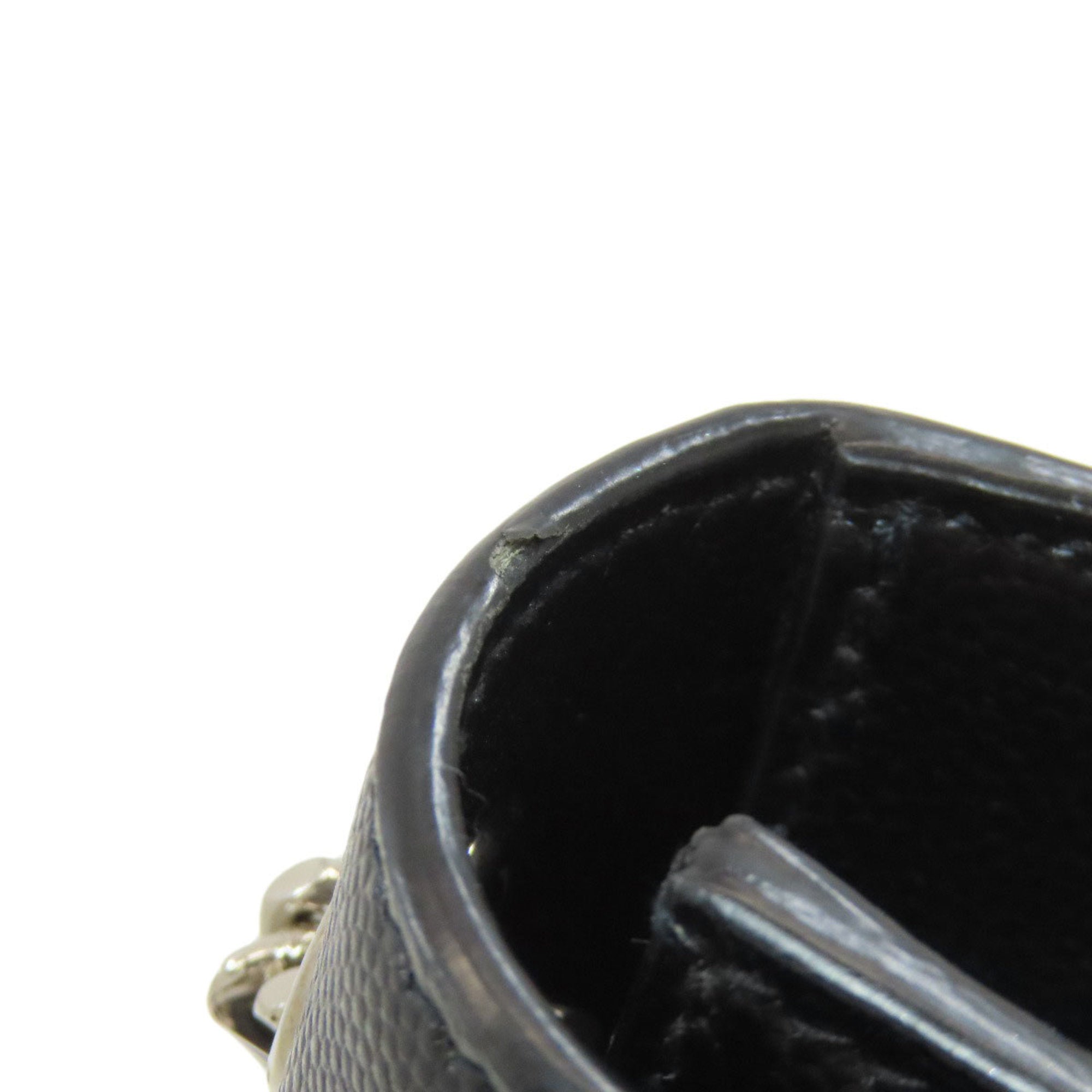 Saint Laurent Black Leather Shoulder Bag (Pre-Owned)