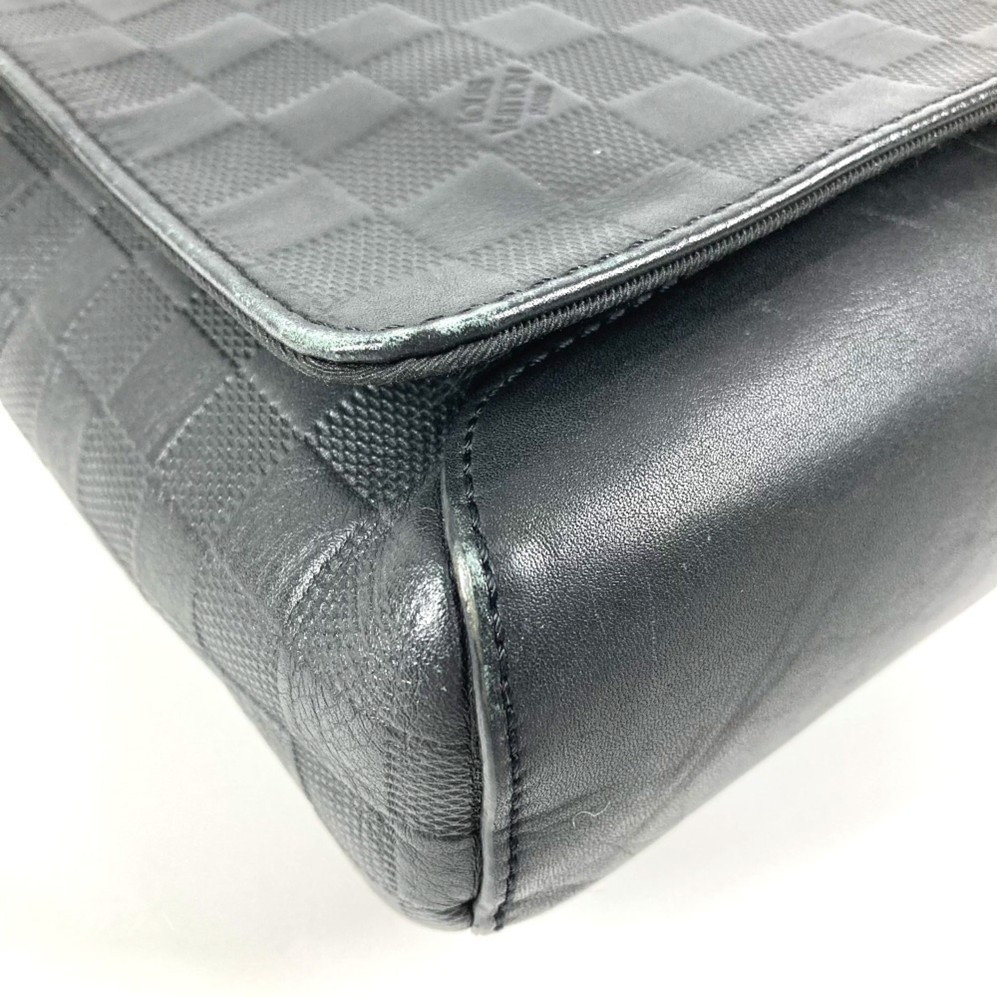 Louis Vuitton Black Onyx Damier Infini Shoulder Bag (Pre-Owned)
