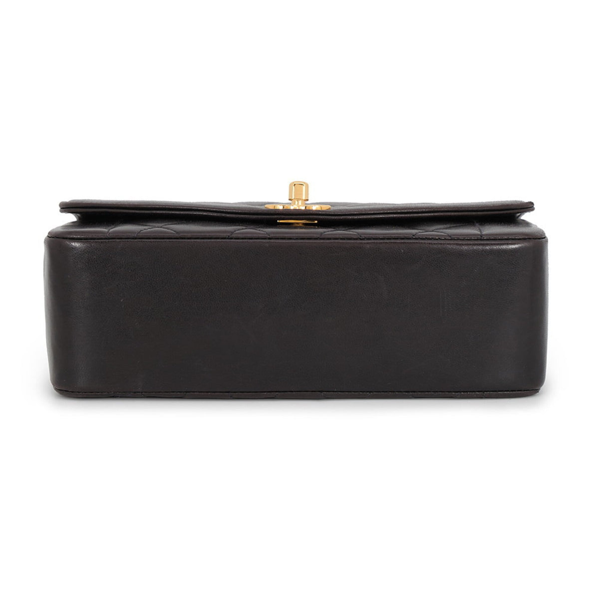 Chanel Matelasse Black Leather Shoulder Bag (Pre-Owned)