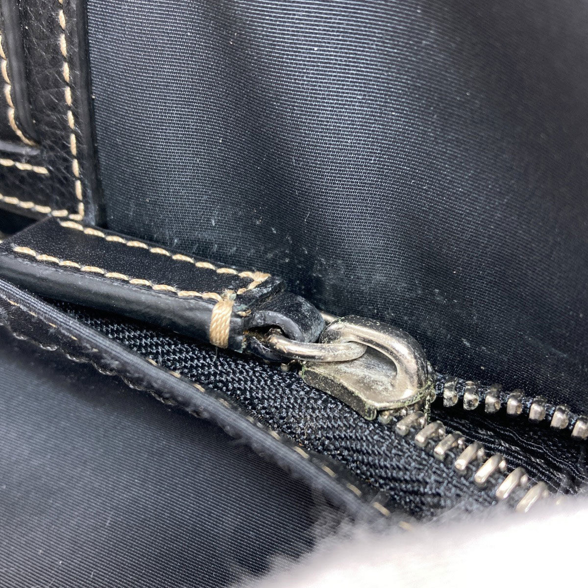 Coach Black Nylon Tote Bag (Pre-Owned)