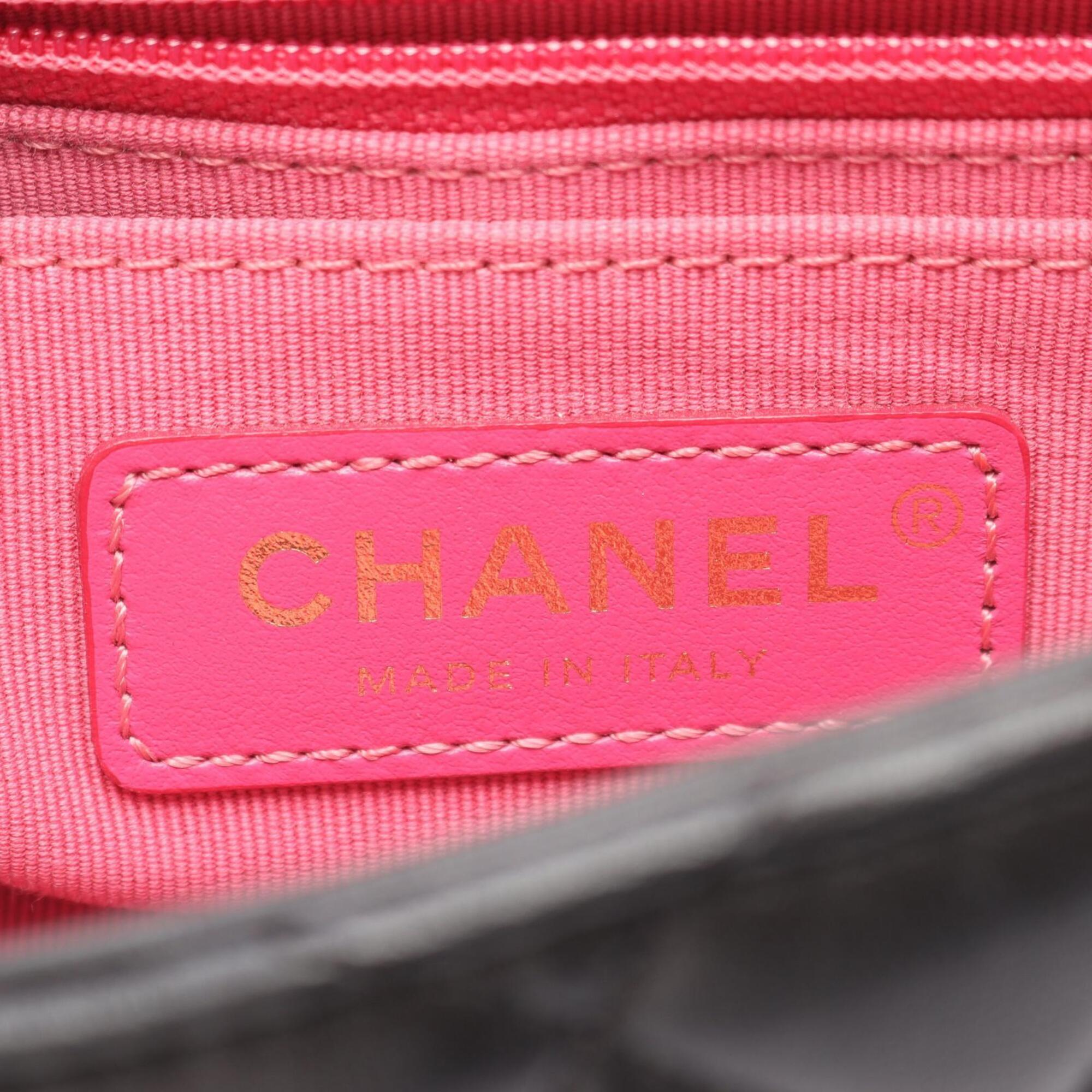 Chanel Black Leather Handbag Shoulder Bag (Pre-Owned)