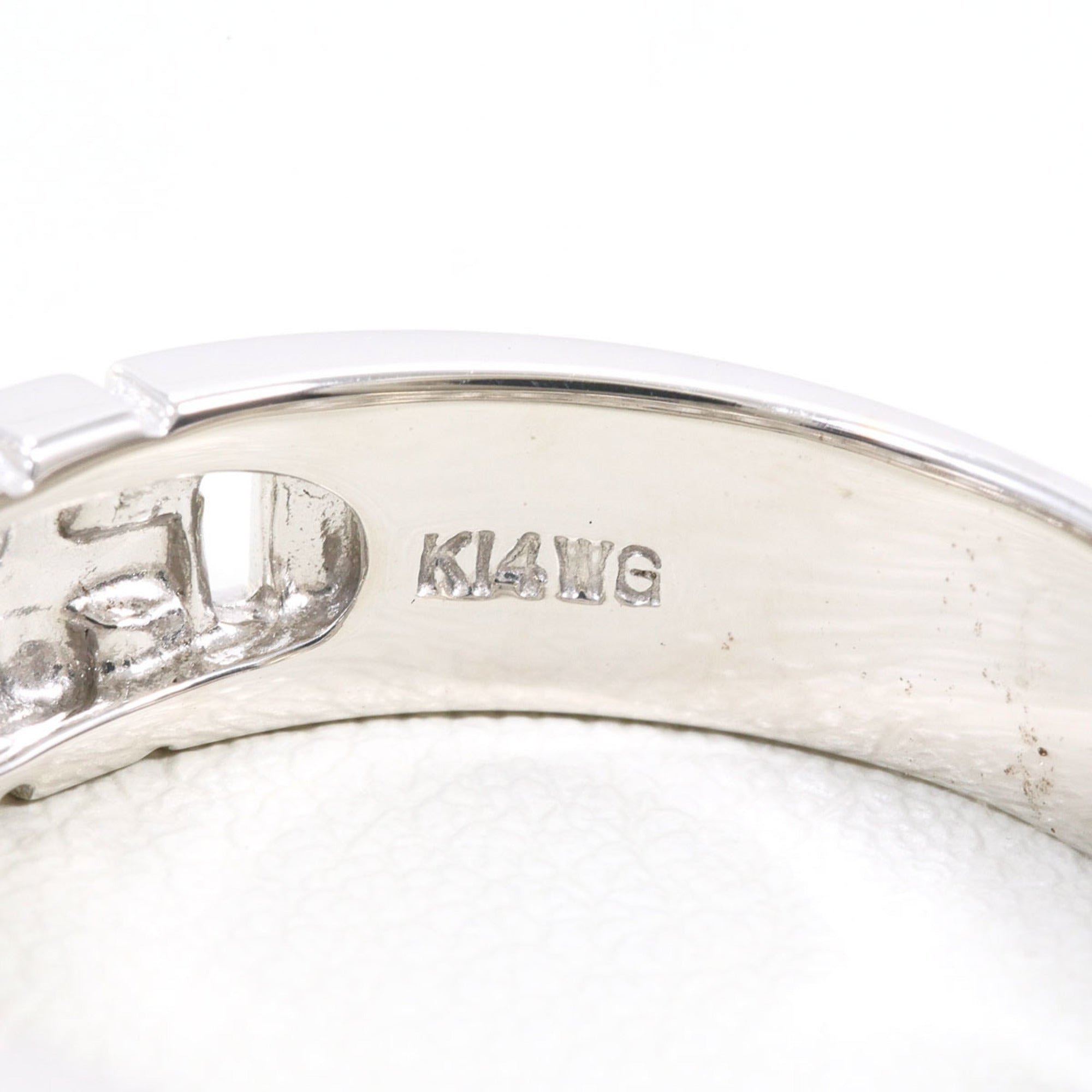 Unbranded White Gold White Gold (14K) Band Ring (Pre-Owned)