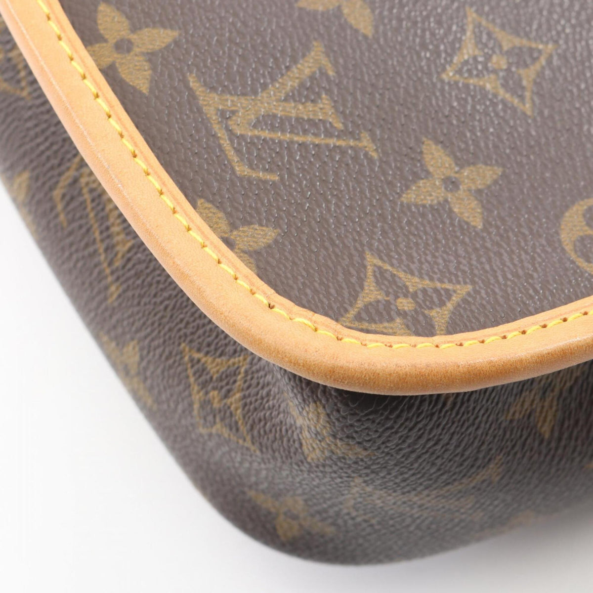 Louis Vuitton Brown Pvc Leather Handbag Shoulder Bag (Pre-Owned)