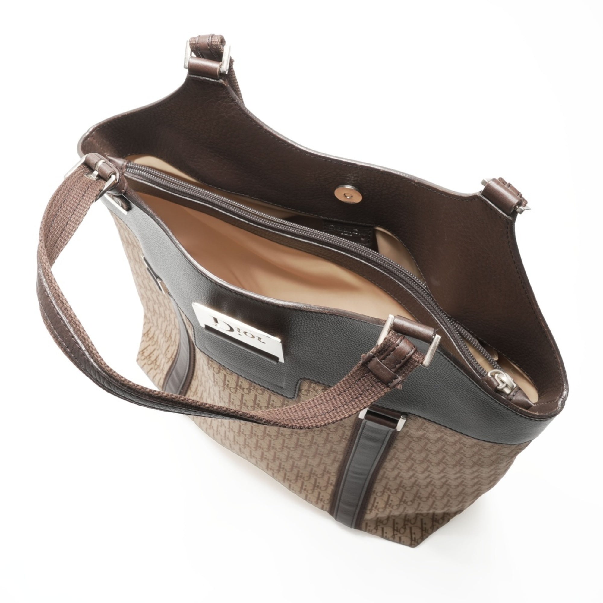 Christian Dior Brown Shoulder Bag (Pre-Owned)