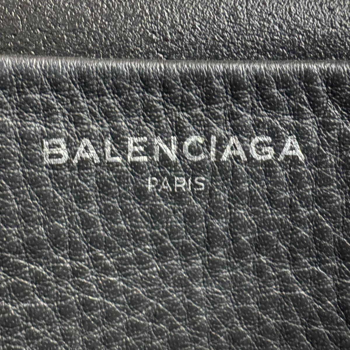 Balenciaga White Leather Shoulder Bag (Pre-Owned)