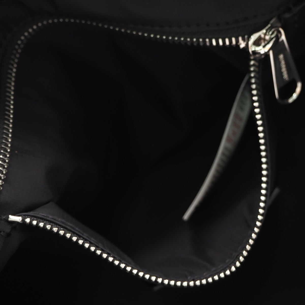 Burberry Black White Nylon Tote Bag (Pre-Owned)