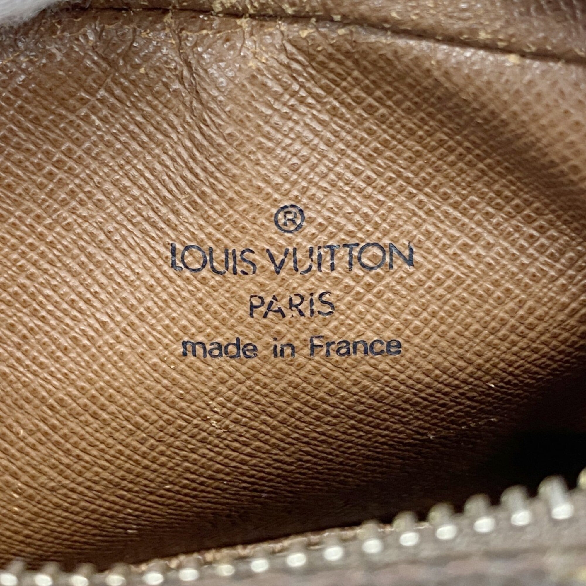 Louis Vuitton Brown Shoulder Bag (Pre-Owned)