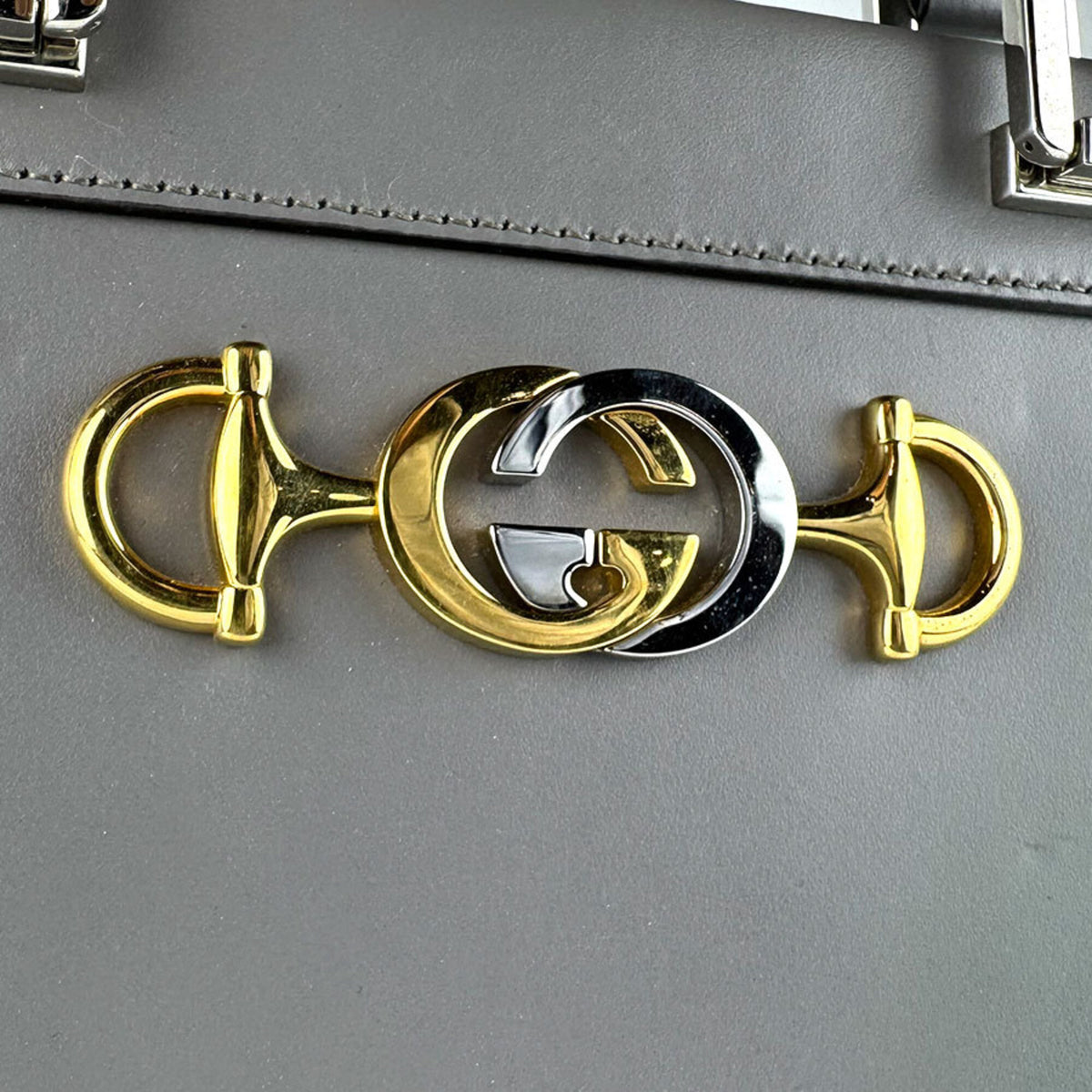 Gucci Gray Leather Handbag Shoulder Bag (Pre-Owned)