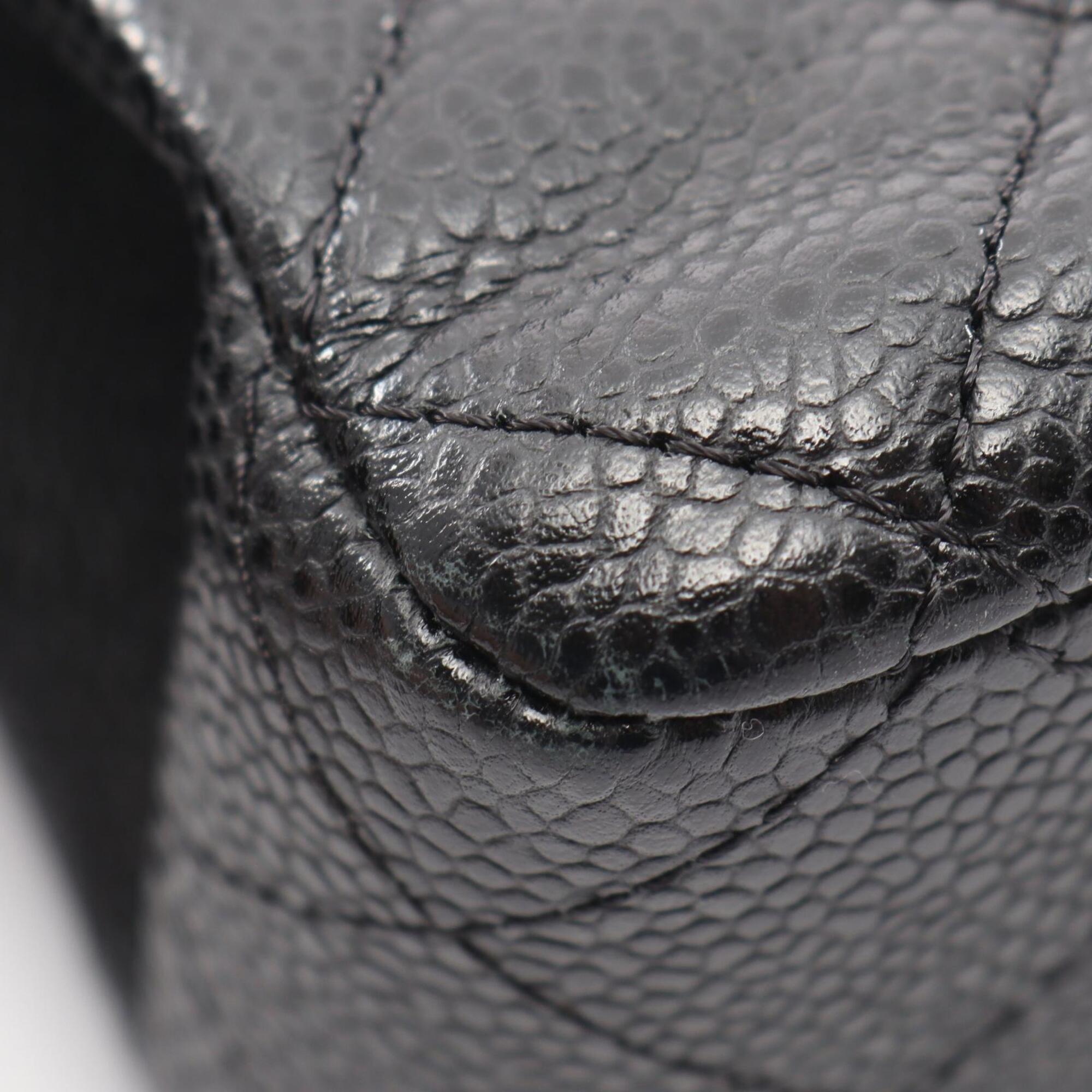 Chanel Black Grained Calfskin Handbag Shoulder Bag (Pre-Owned)