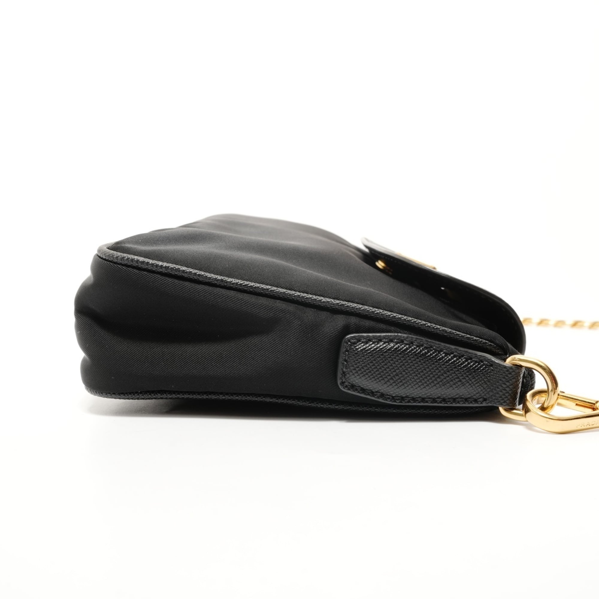 Prada Black Nylon Shoulder Bag (Pre-Owned)