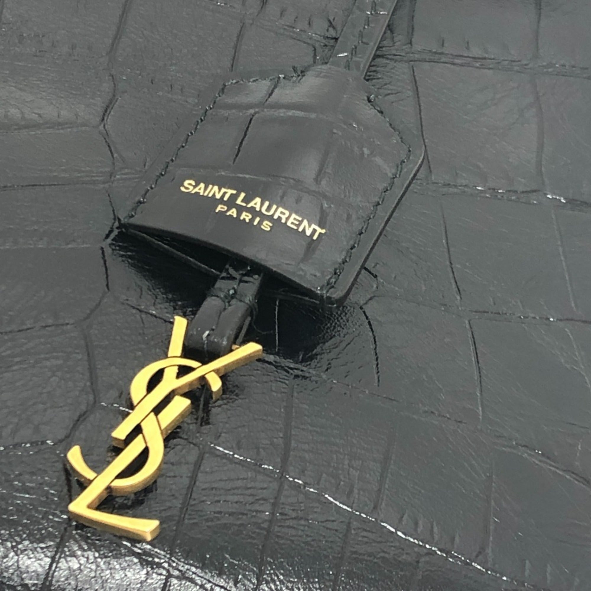 Yves Saint Laurent Black Leather Handbag (Pre-Owned)