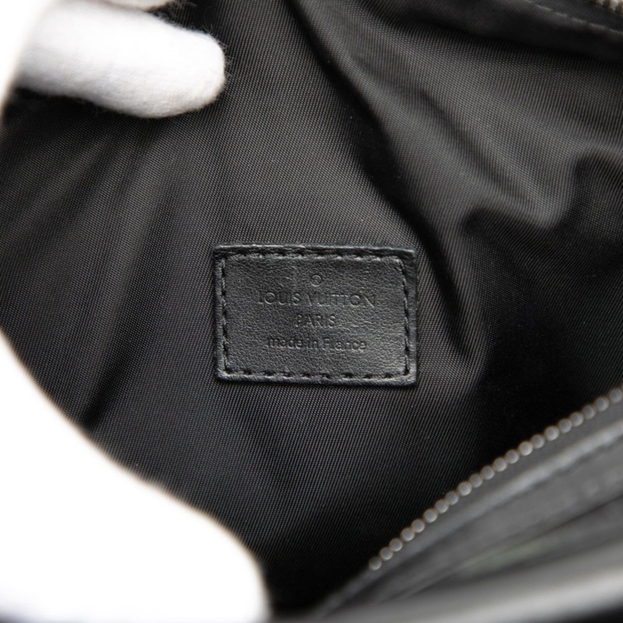 Louis Vuitton Black Khaki Nylon Leather Shoulder Bag (Pre-Owned)