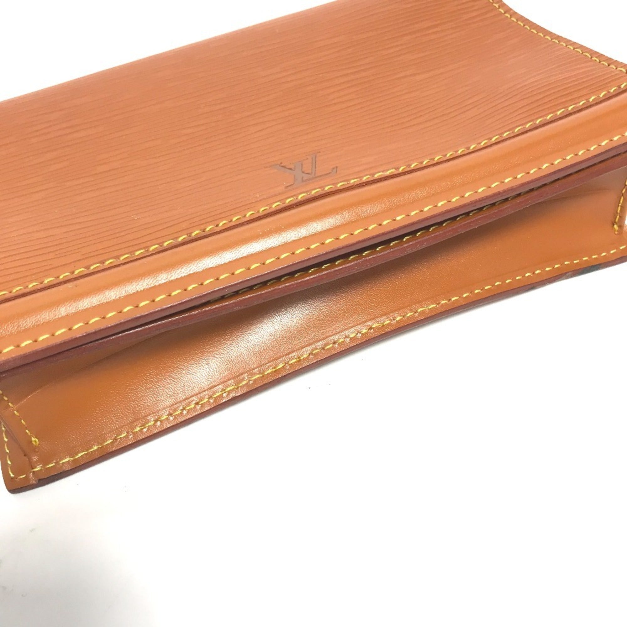 Louis Vuitton Brown Kenyan Brown Epi Leather Pouch (Pre-Owned)