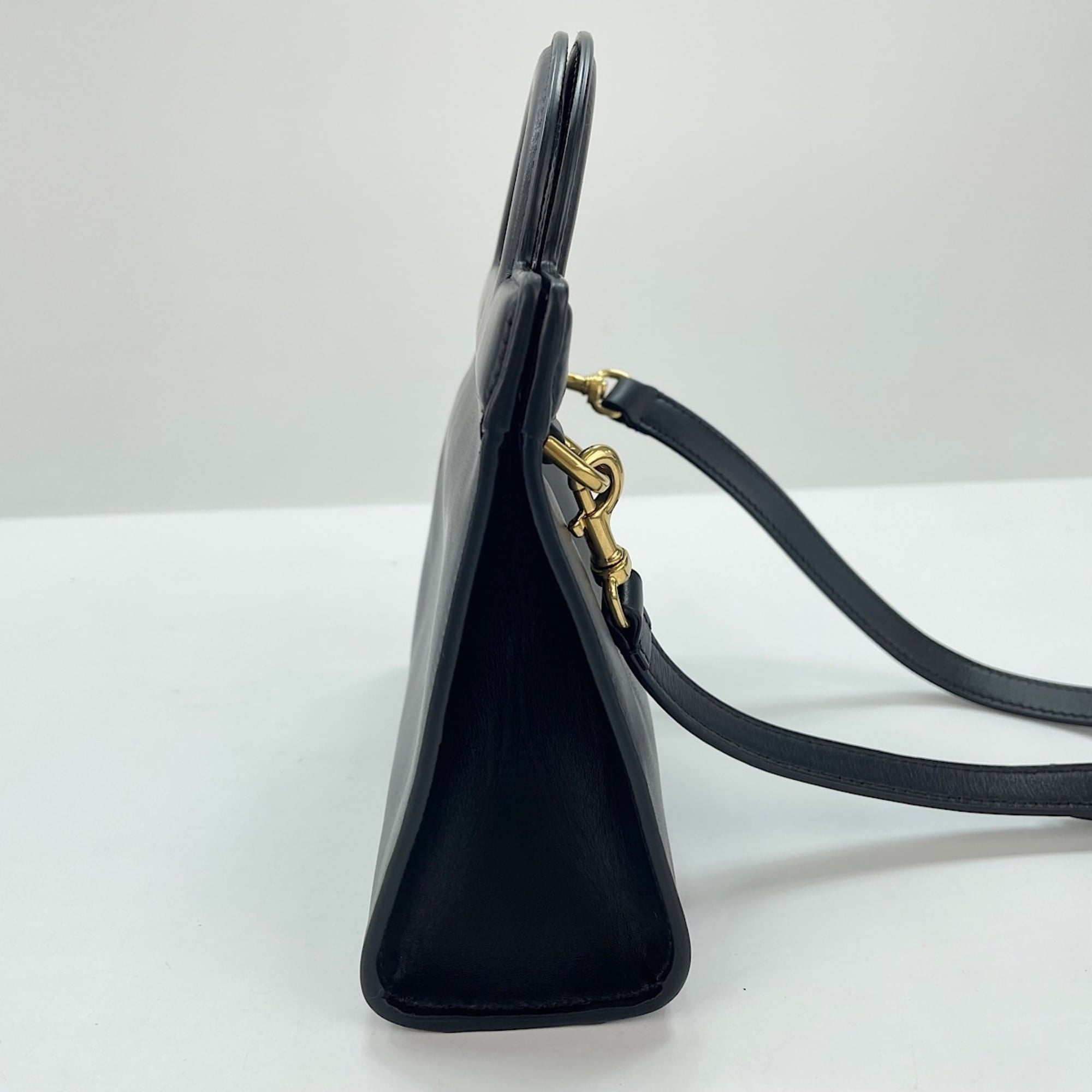 Valentino Black Handbag Shoulder Bag (Pre-Owned)