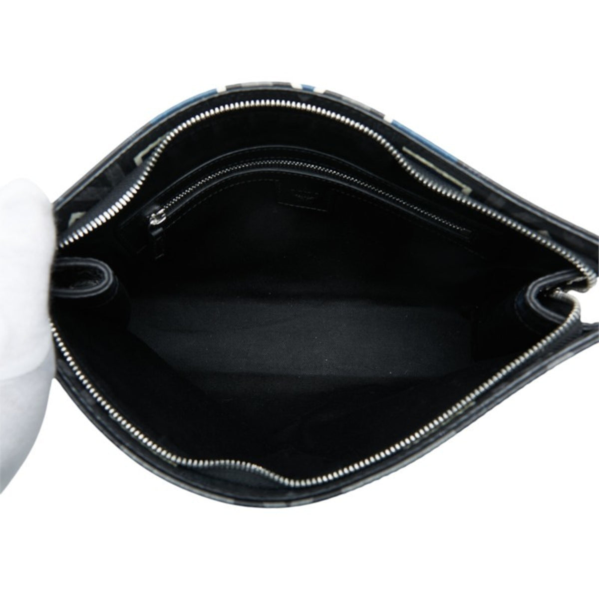 Mcm Black Blue Gray Leather Clutch Bag (Pre-Owned)