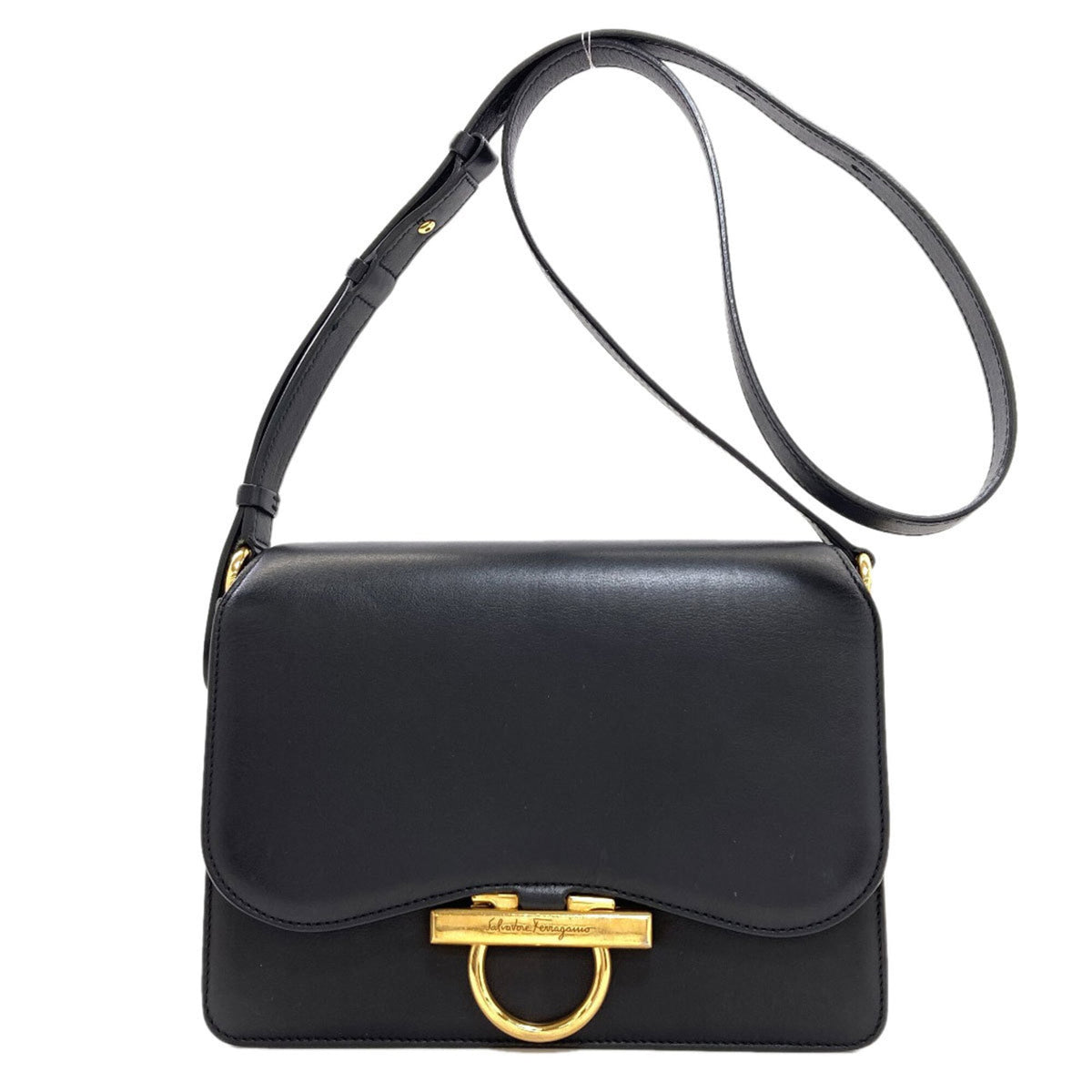 Salvatore Ferragamo Black Leather Shoulder Bag (Pre-Owned)