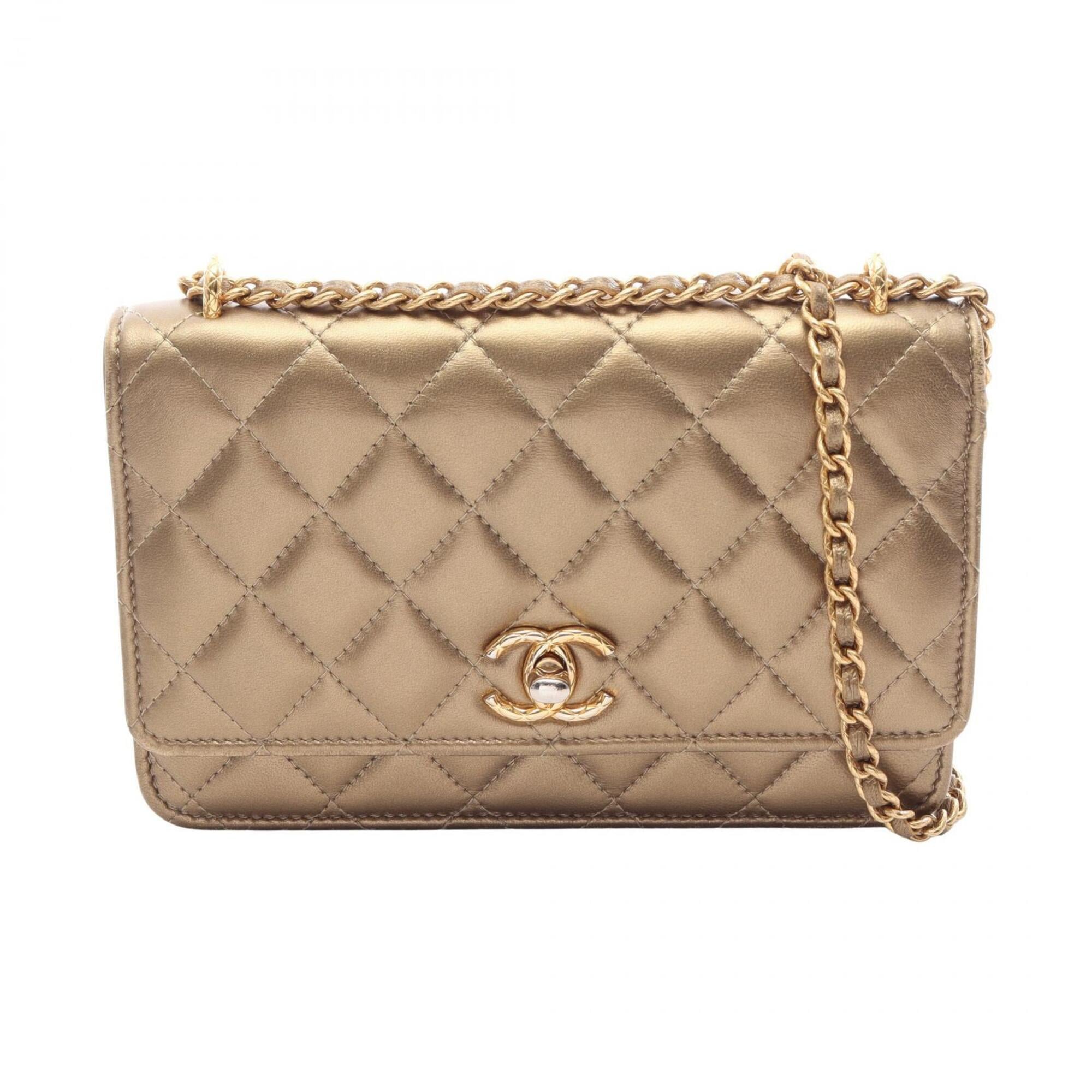 Chanel Gold Leather Handbag Shoulder Bag (Pre-Owned)