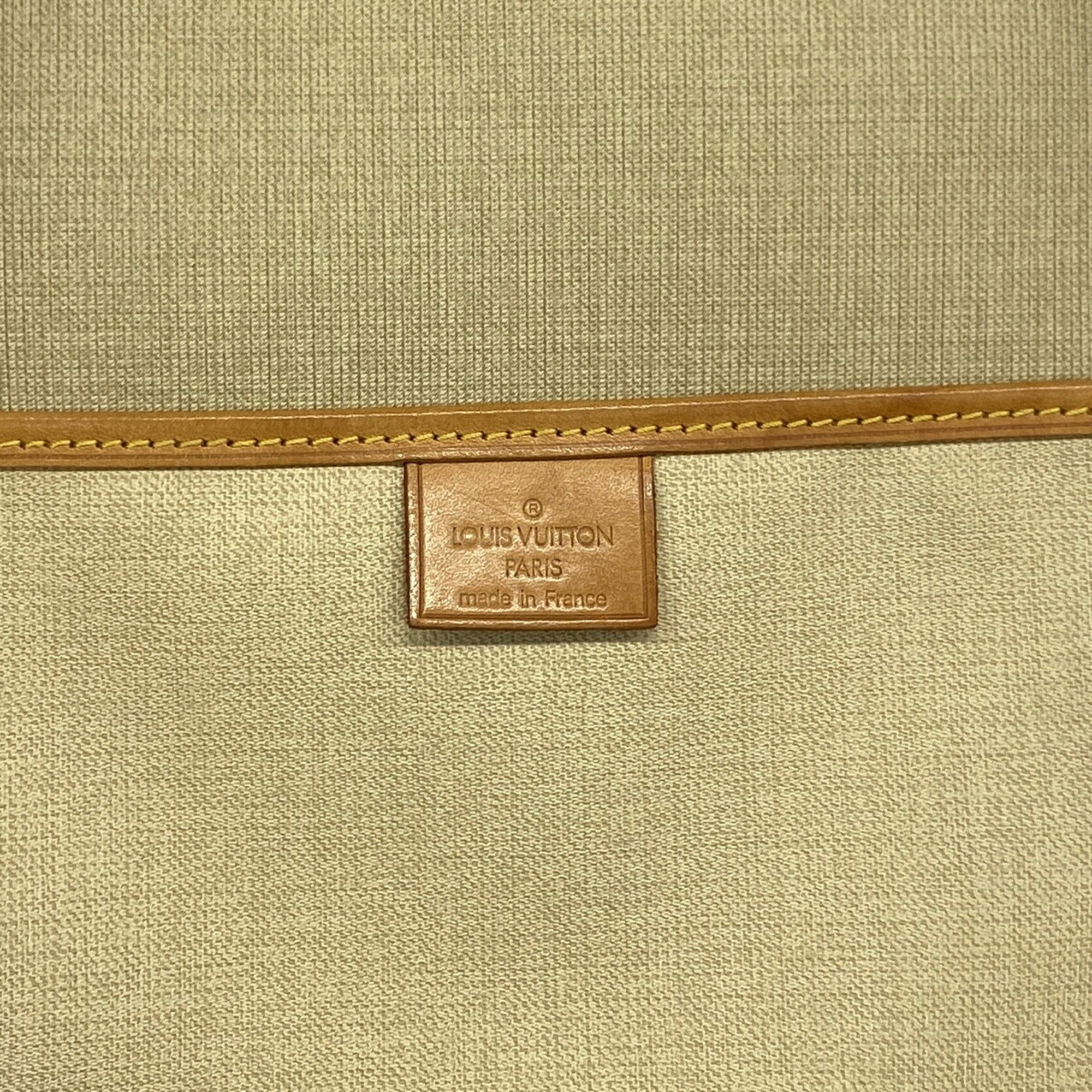 Louis Vuitton Brown Handbag (Pre-Owned)