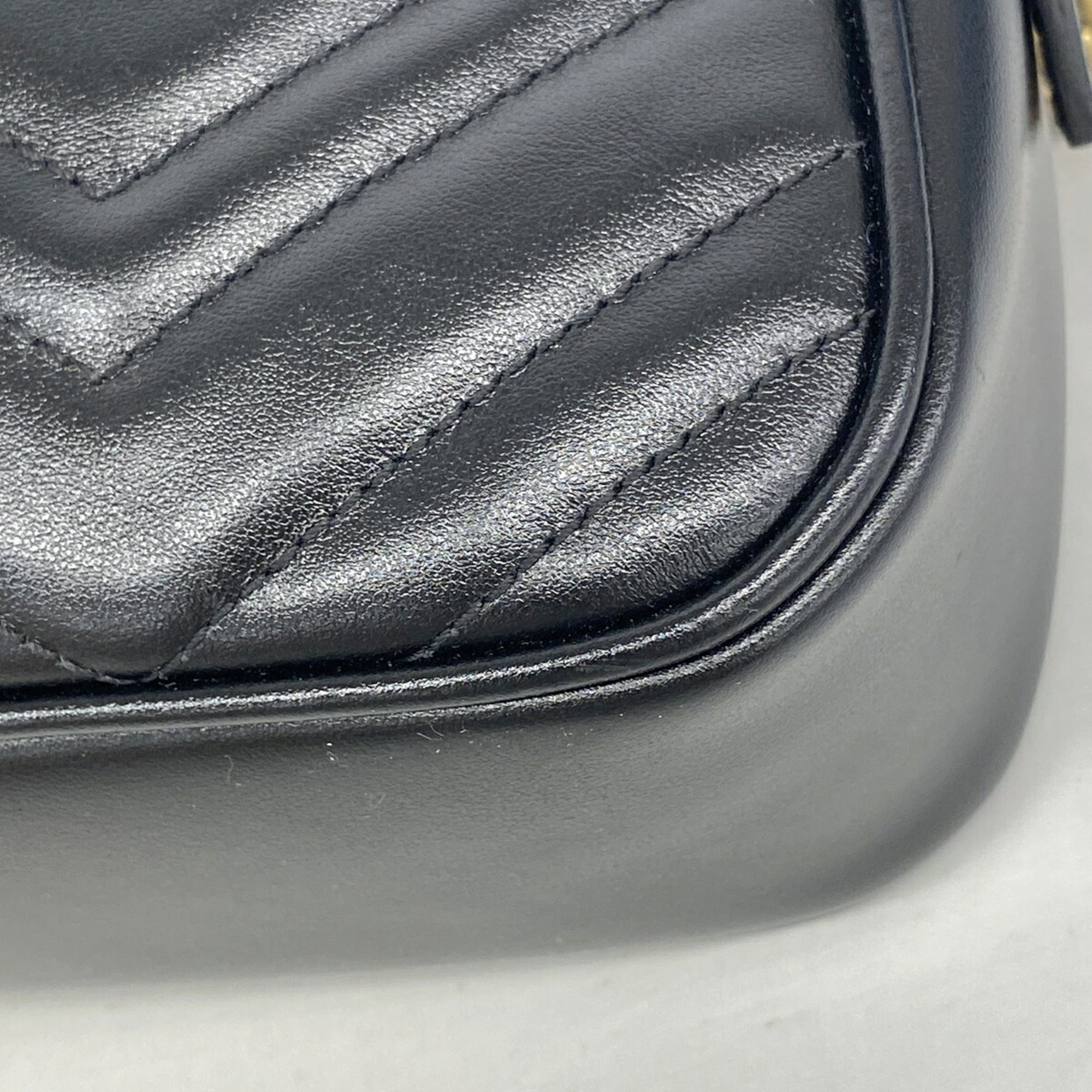 Gucci Black Leather Shoulder Bag (Pre-Owned)