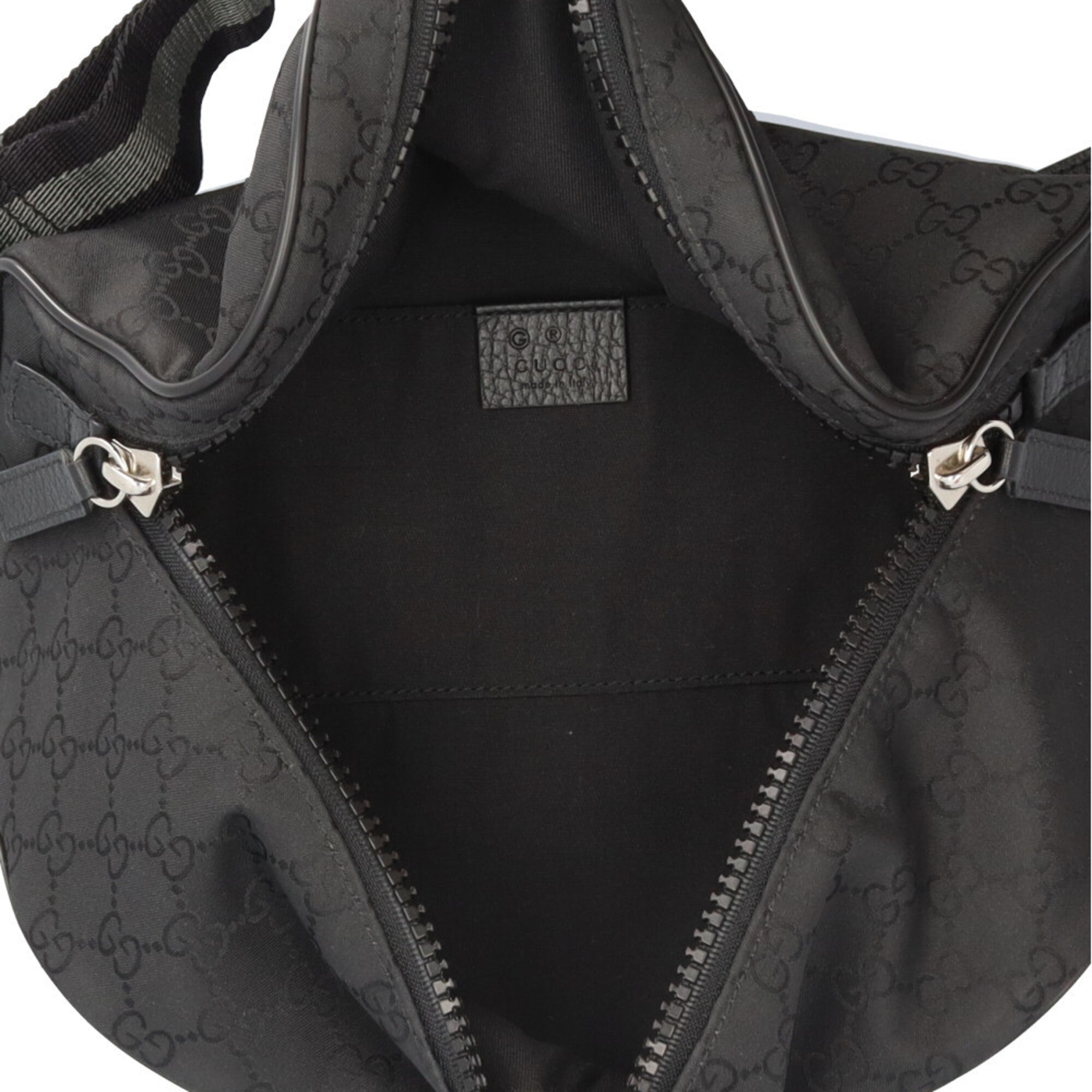 Gucci Black Nylon Sling Bag (Pre-Owned)