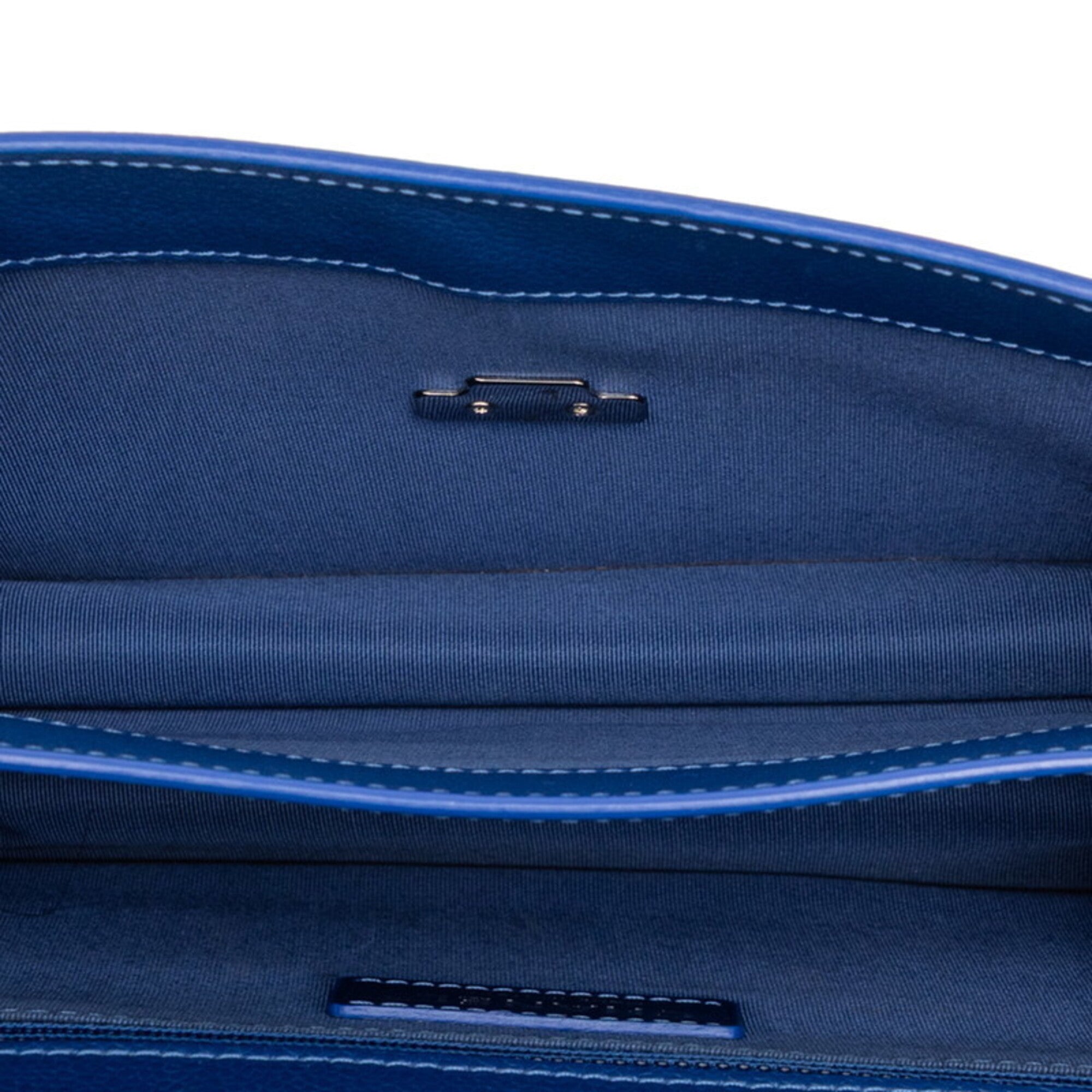 Chanel Blue Grained Calfskin Shoulder Bag (Pre-Owned)