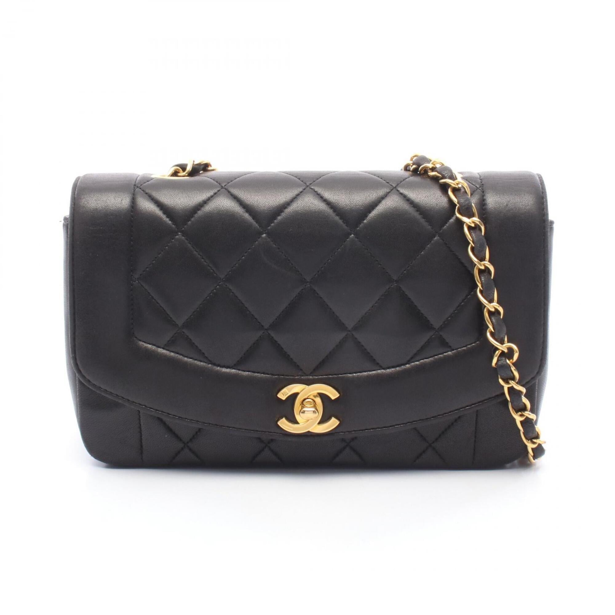 Chanel Black Leather Handbag Shoulder Bag (Pre-Owned)