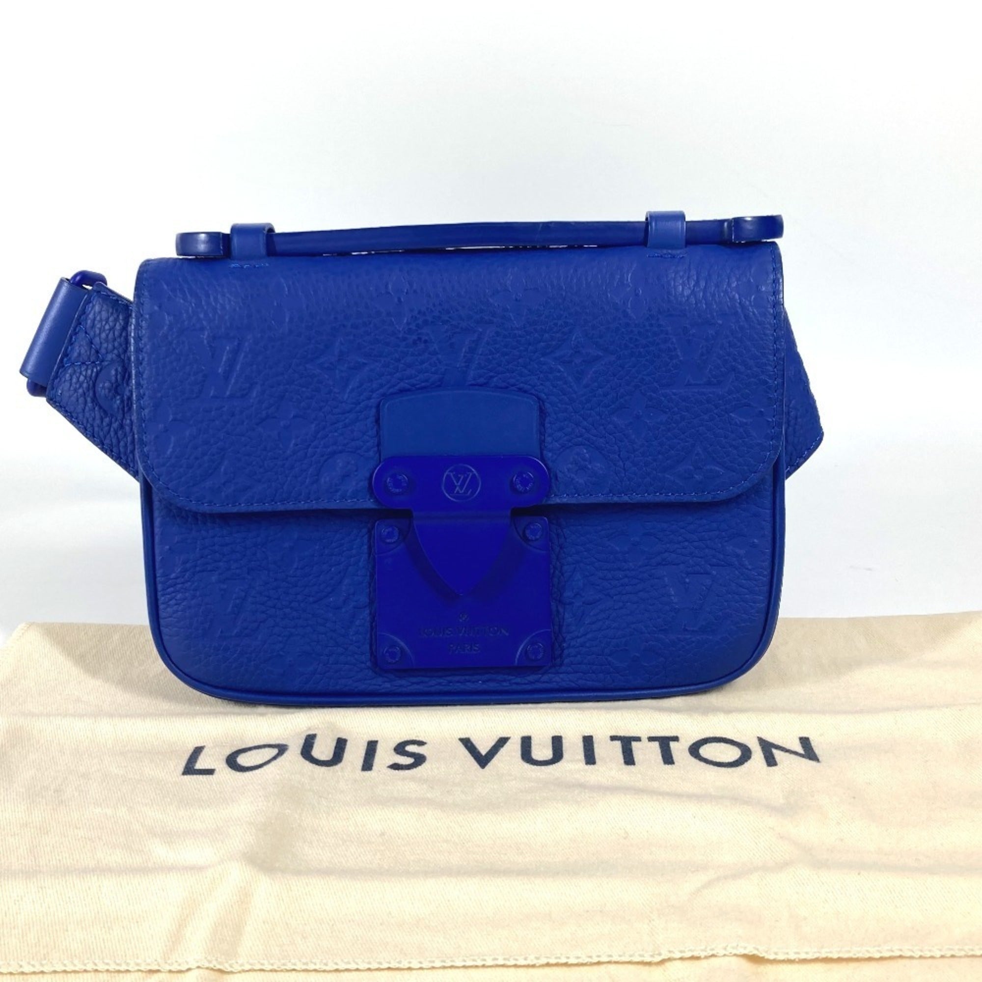 Louis Vuitton Blue Leather Shoulder Bag Sling Bag (Pre-Owned)