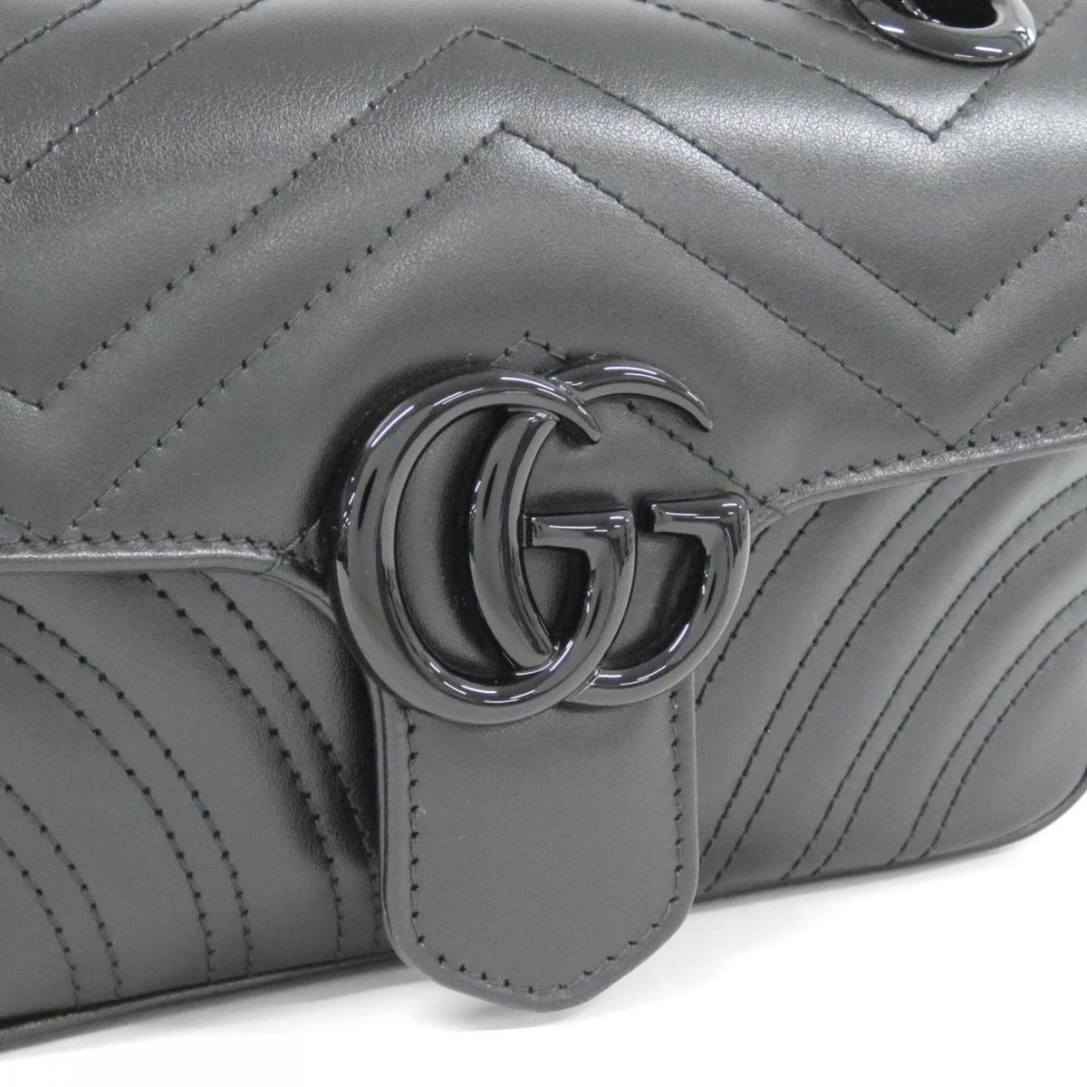 Gucci Black Quilting Leather Shoulder Bag (Pre-Owned)