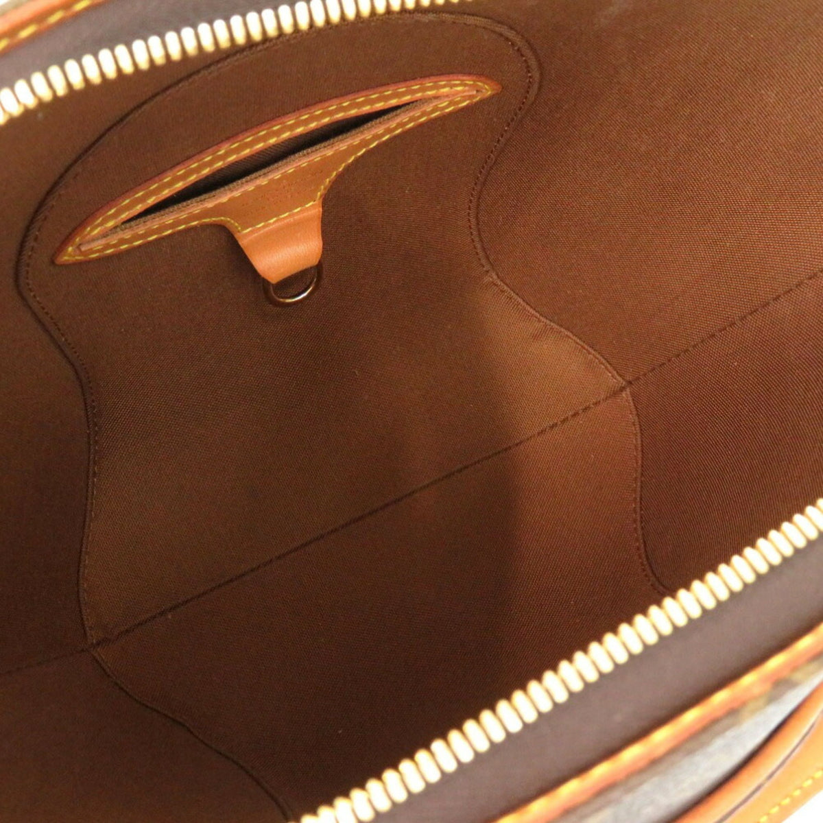 Louis Vuitton Brown Monogram Monogram Handbag (Pre-Owned)