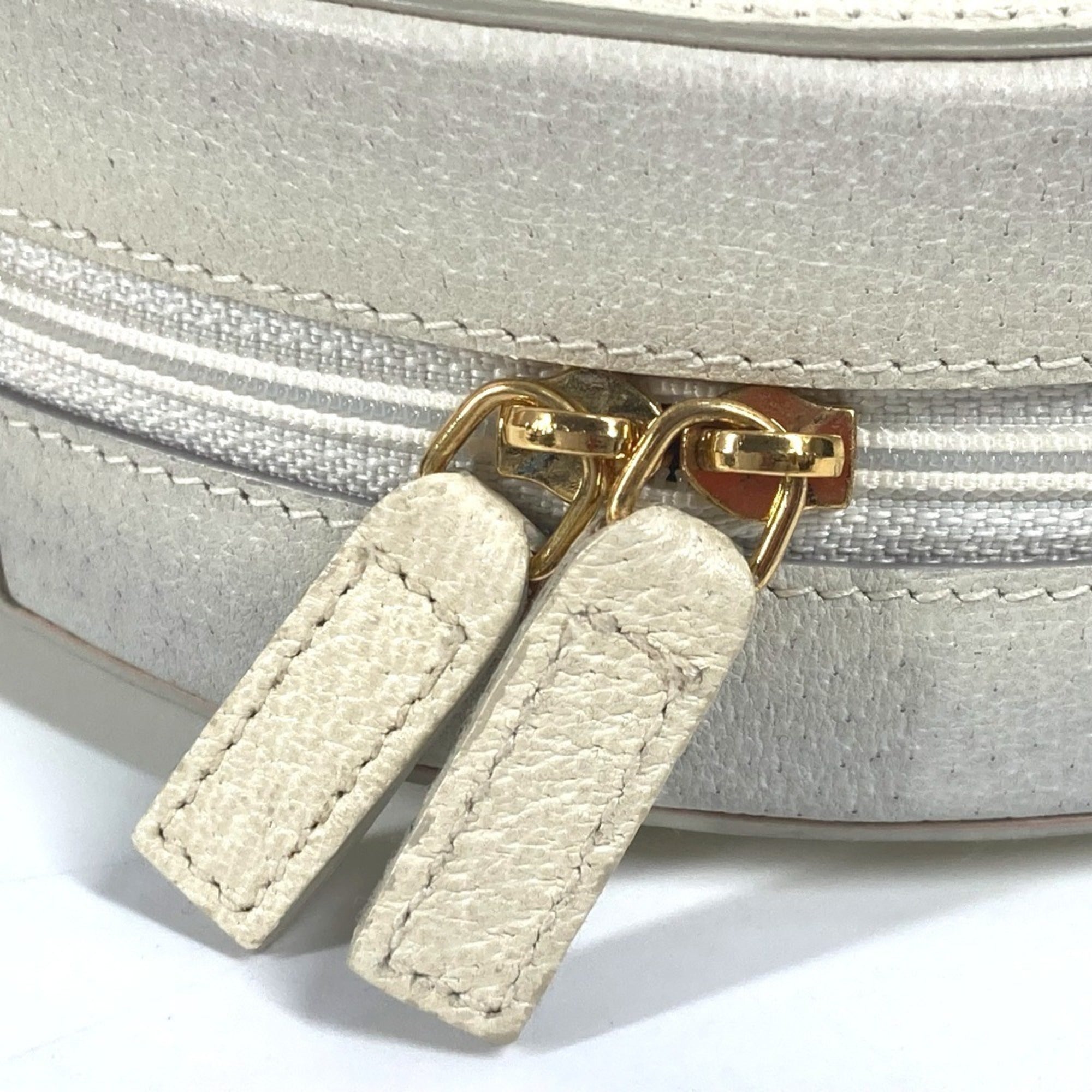 Bvlgari Beige Leather Pochette Shoulder Bag (Pre-Owned)